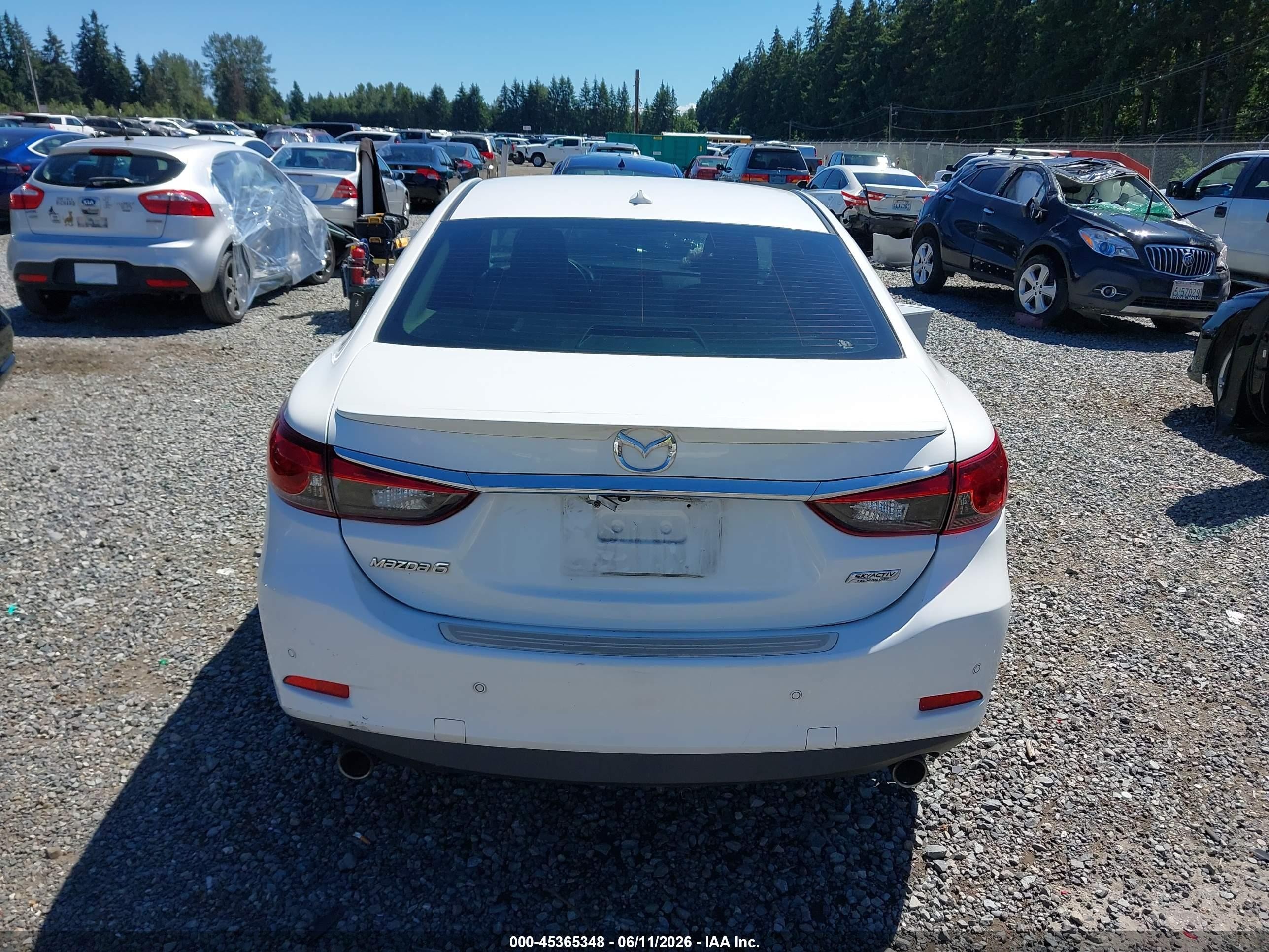 2014 Mazda Mazda6 I Grand Touring White vin: JM1GJ1W69E1134603