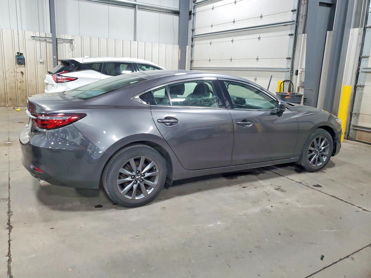 2018 Mazda 6 Sport Серый vin: JM1GL1UM8J1321630