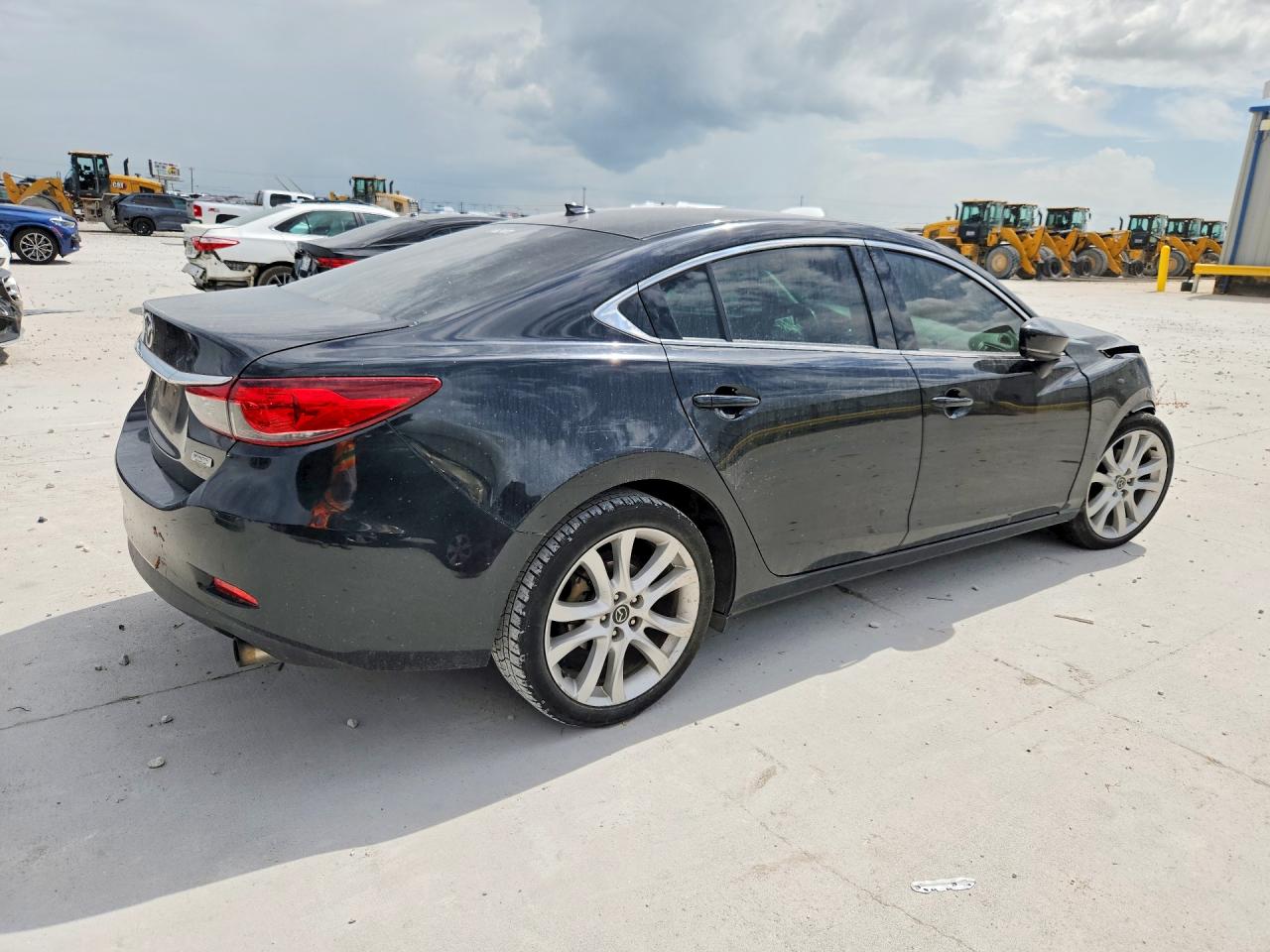 2017 Mazda 06 Silver vin: JM1GL1V50H1113565