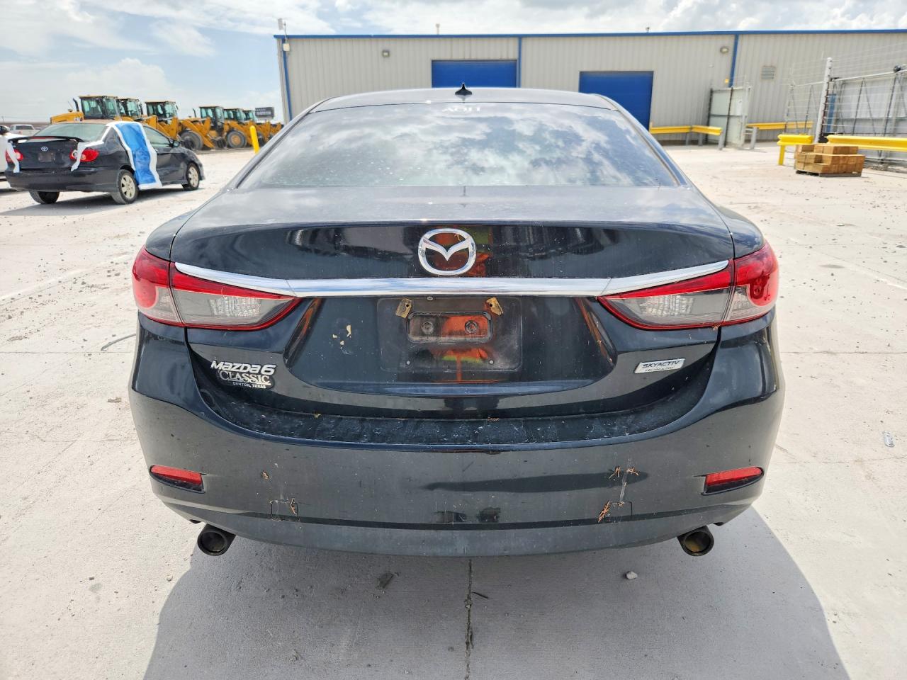 2017 Mazda 06 Silver vin: JM1GL1V50H1113565