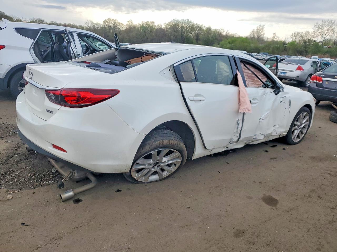 2017 Mazda 6 Touring White vin: JM1GL1V5XH1134469