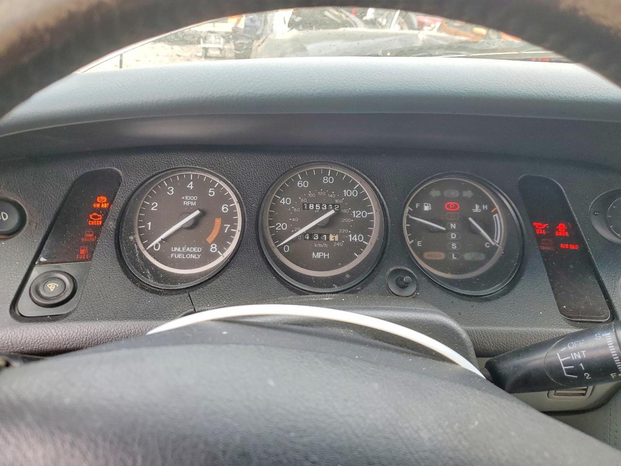 1993 Mazda 929 Silver vin: JM1HD4613P0216420
