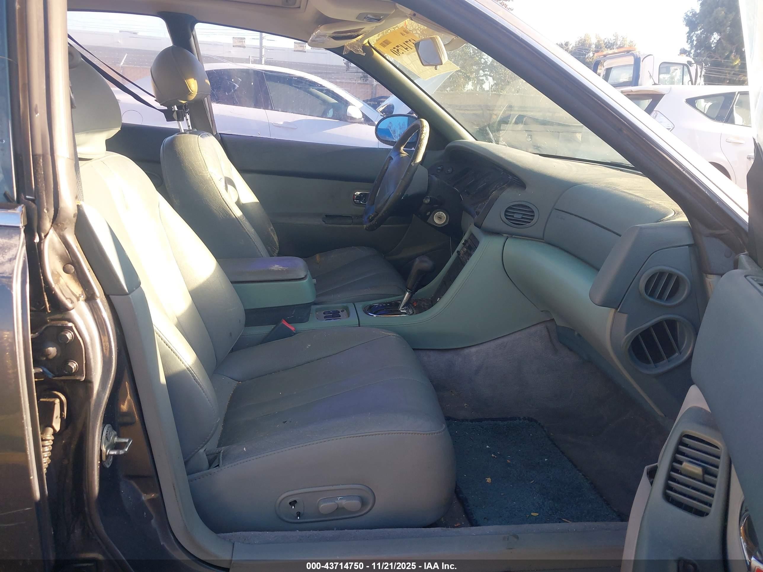 1993 Mazda 929   Gray vin: JM1HD4615P0200834