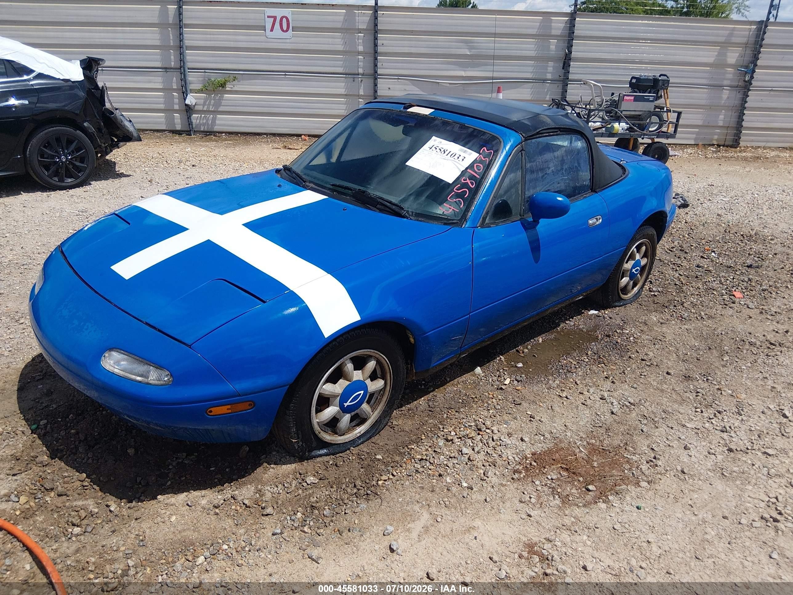 1990 Mazda Mx-5 Miata   Blue vin: JM1NA3512L0134423