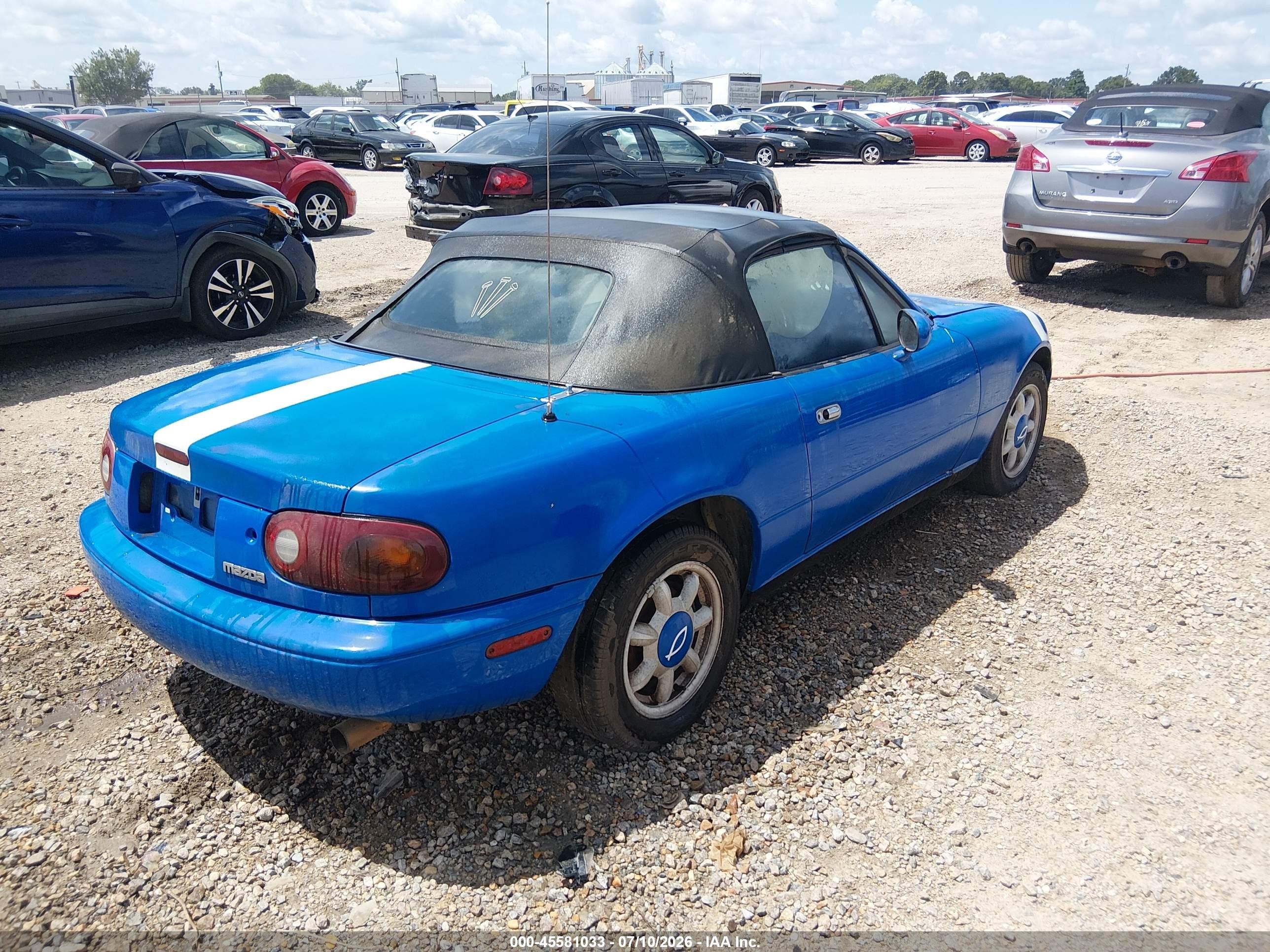 1990 Mazda Mx-5 Miata   Blue vin: JM1NA3512L0134423