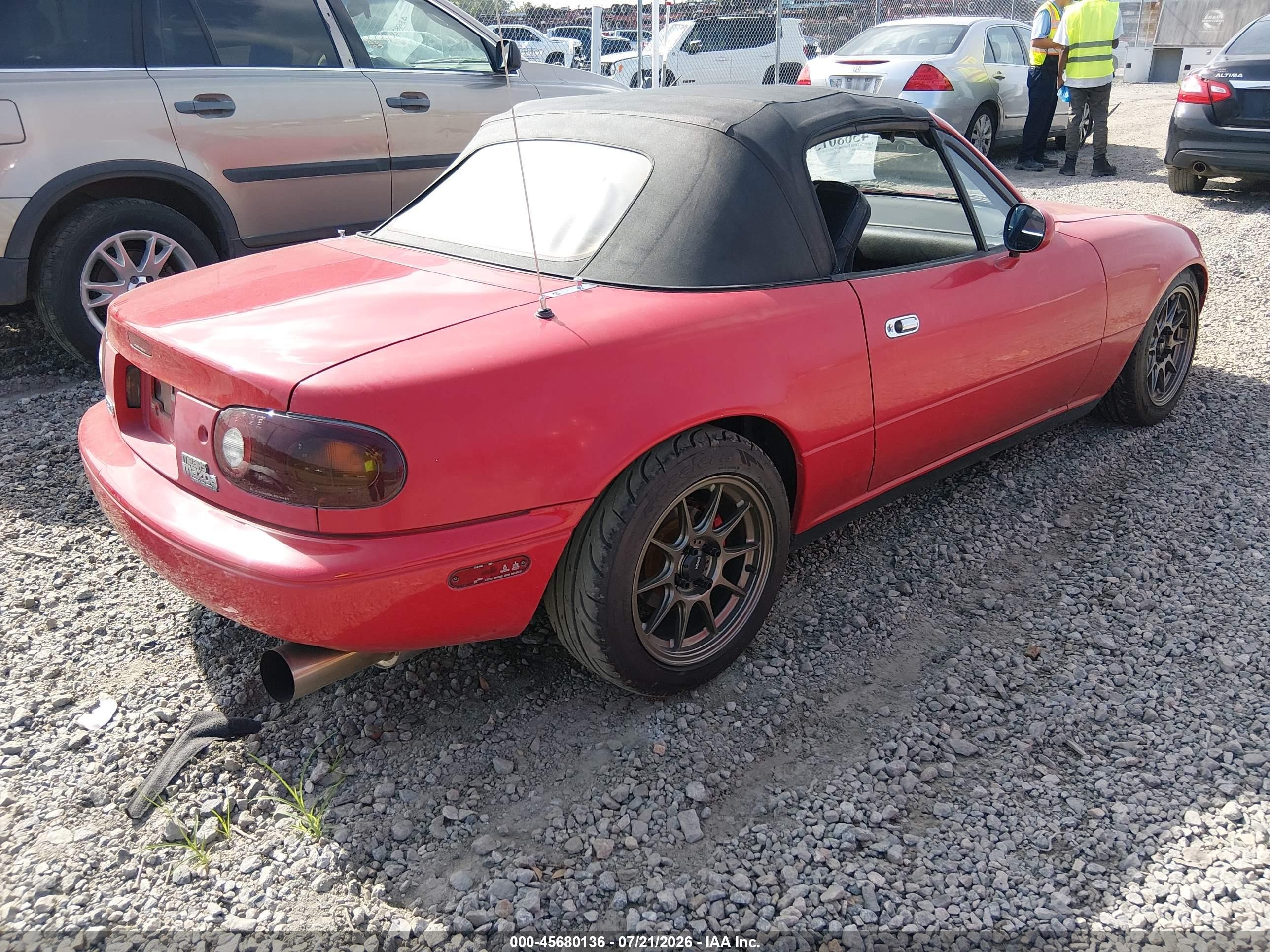 1990 Mazda Mx-5 Miata   Red vin: JM1NA3513L0121048