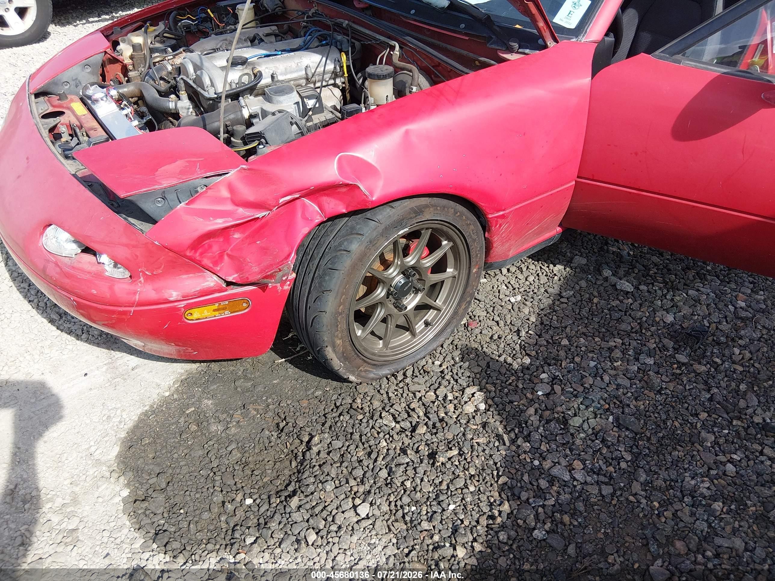 1990 Mazda Mx-5 Miata   Red vin: JM1NA3513L0121048