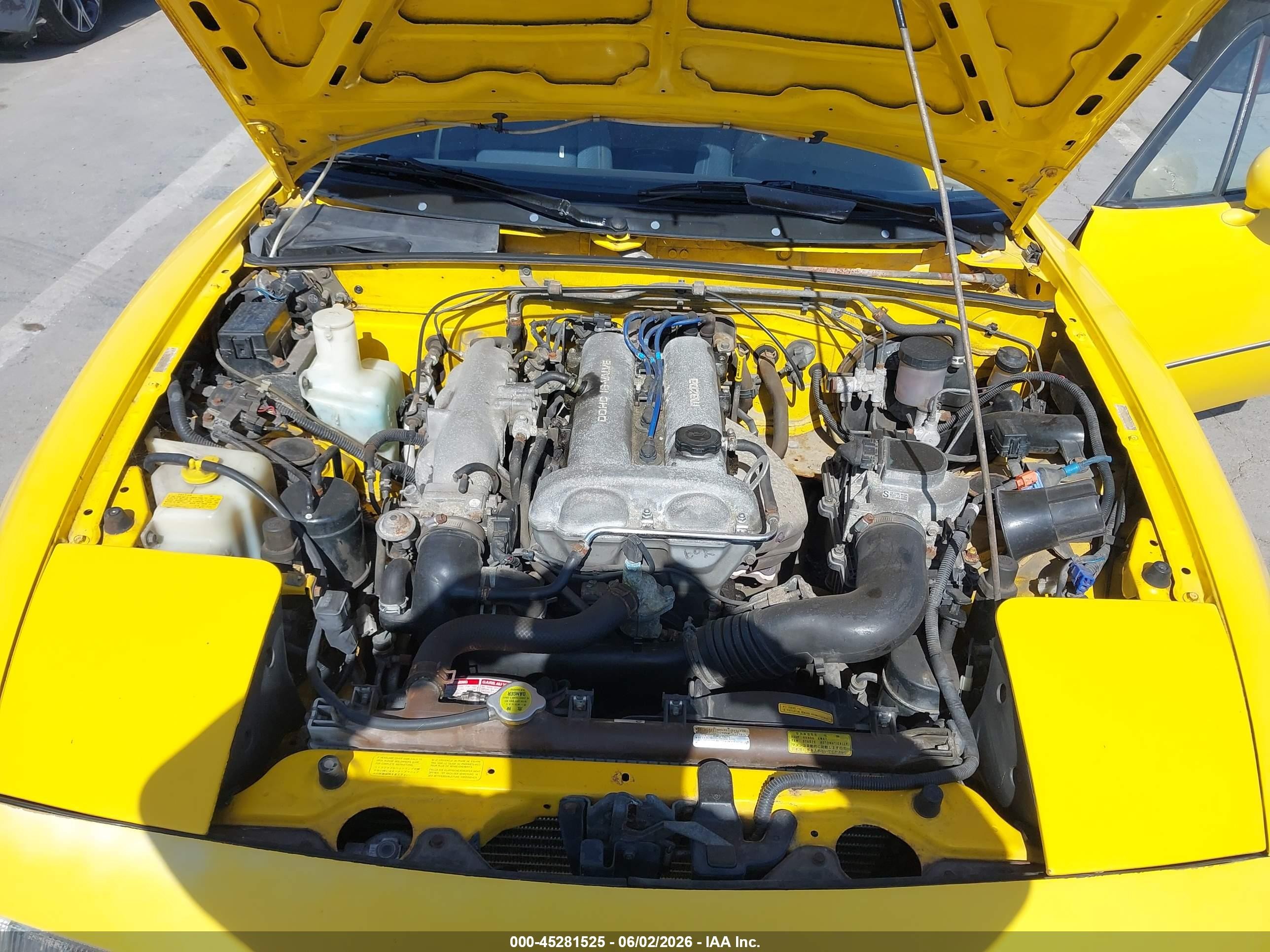 1992 Mazda Mx-5 Miata   Yellow vin: JM1NA3513N1313938