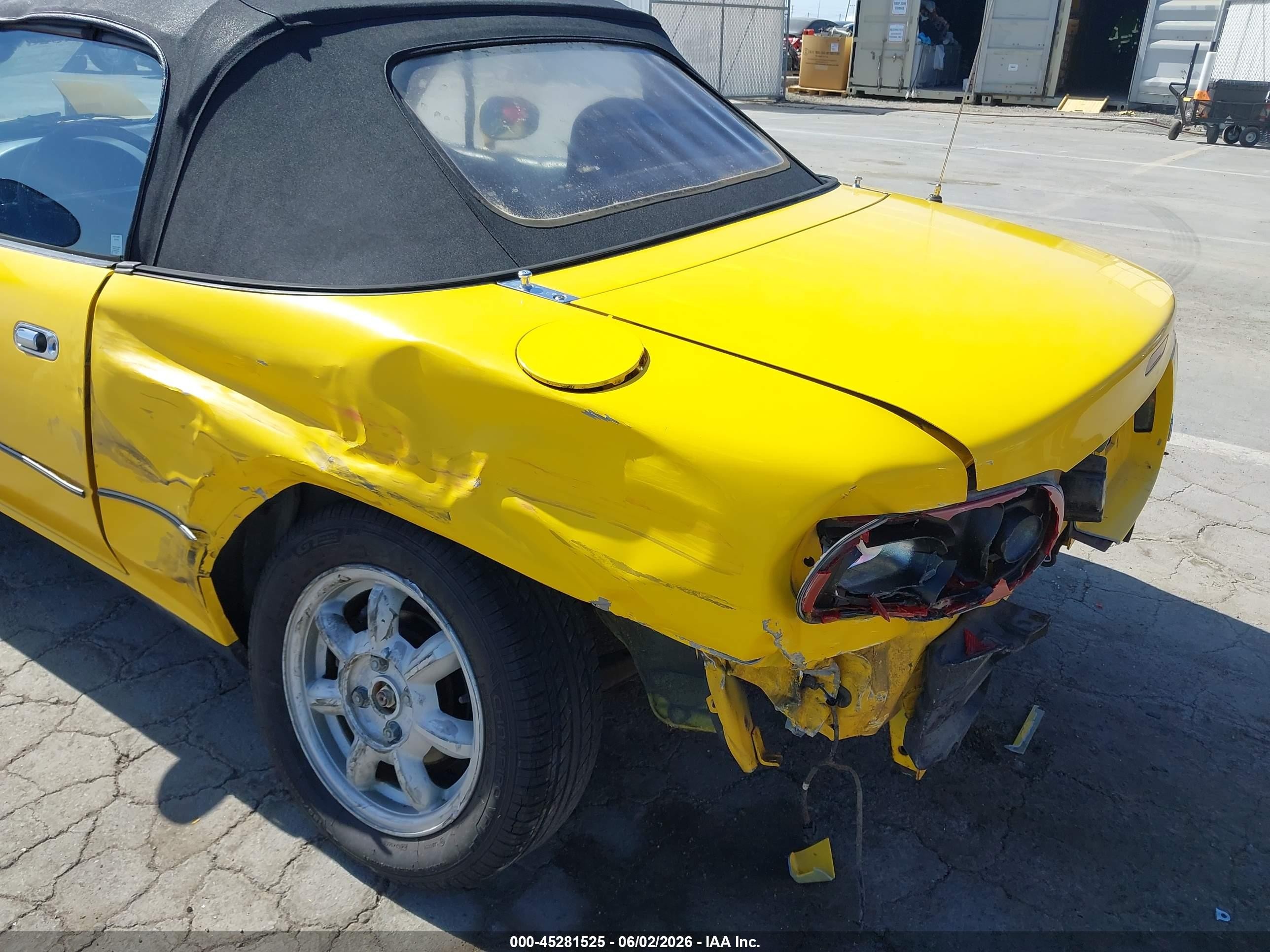 1992 Mazda Mx-5 Miata   Yellow vin: JM1NA3513N1313938