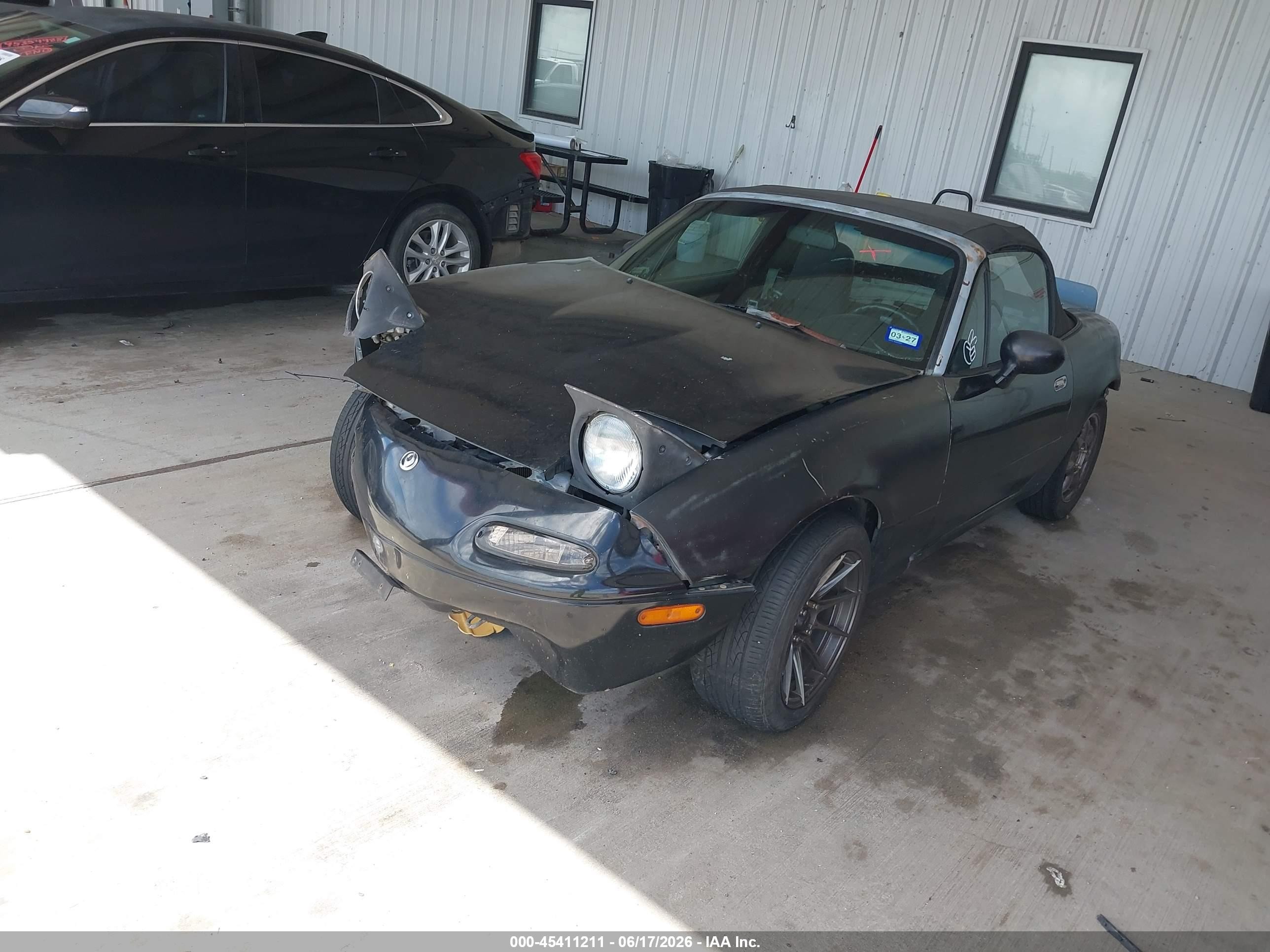 1993 Mazda Mx-5 Miata   Black vin: JM1NA3513P0405186