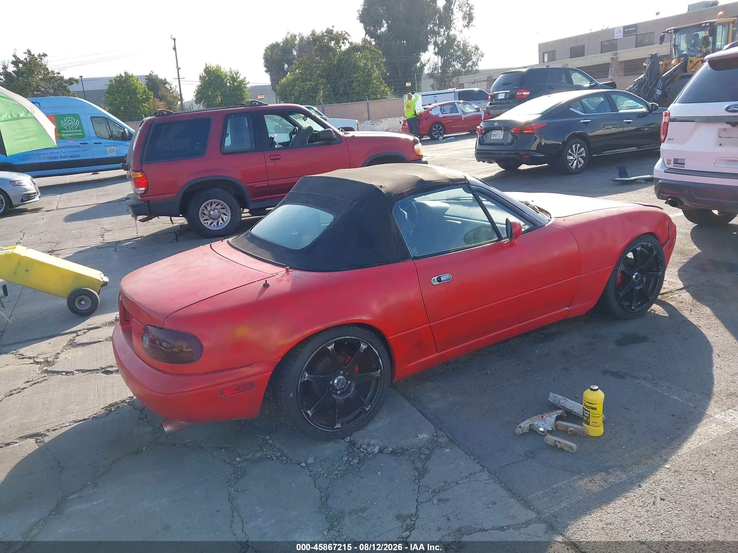 1990 Mazda Mx-5 Miata   Red vin: JM1NA3515L0135145