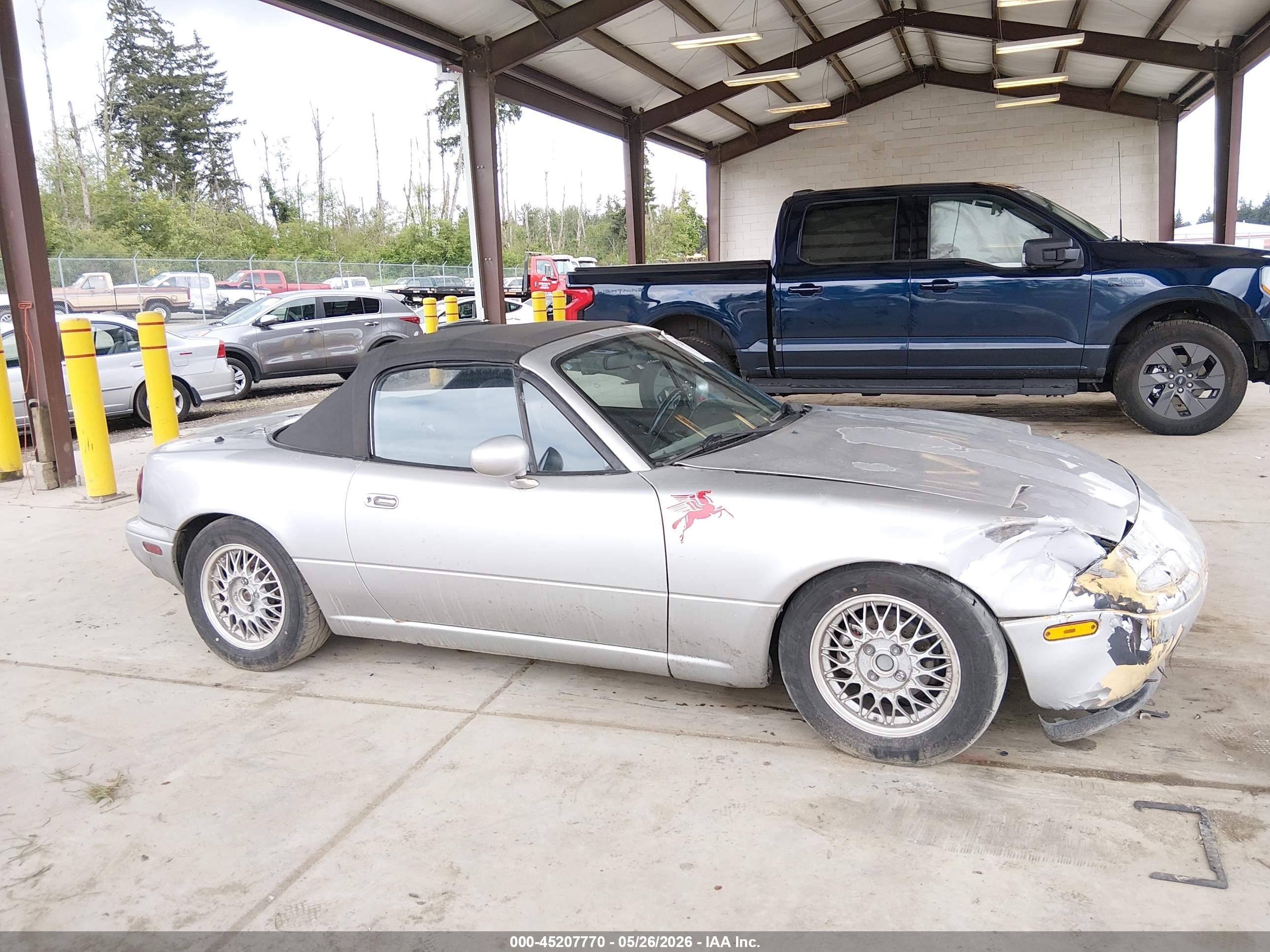 1991 Mazda Mx-5 Miata   Silver vin: JM1NA3516M1217932
