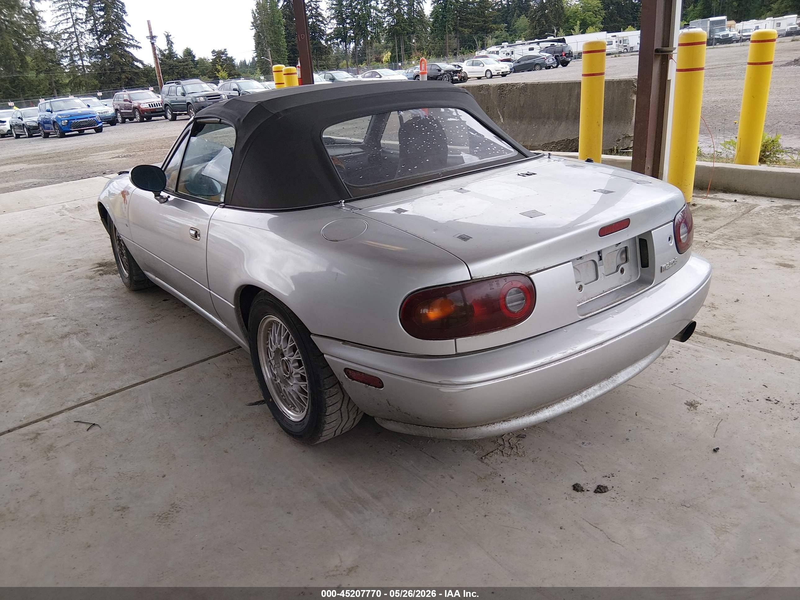 1991 Mazda Mx-5 Miata   Silver vin: JM1NA3516M1217932