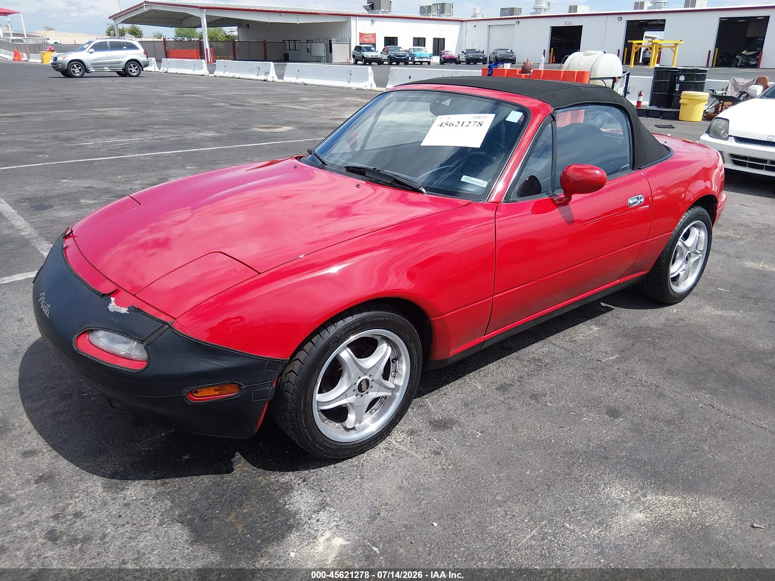 1990 Mazda Mx-5 Miata   Red vin: JM1NA3517L0101871