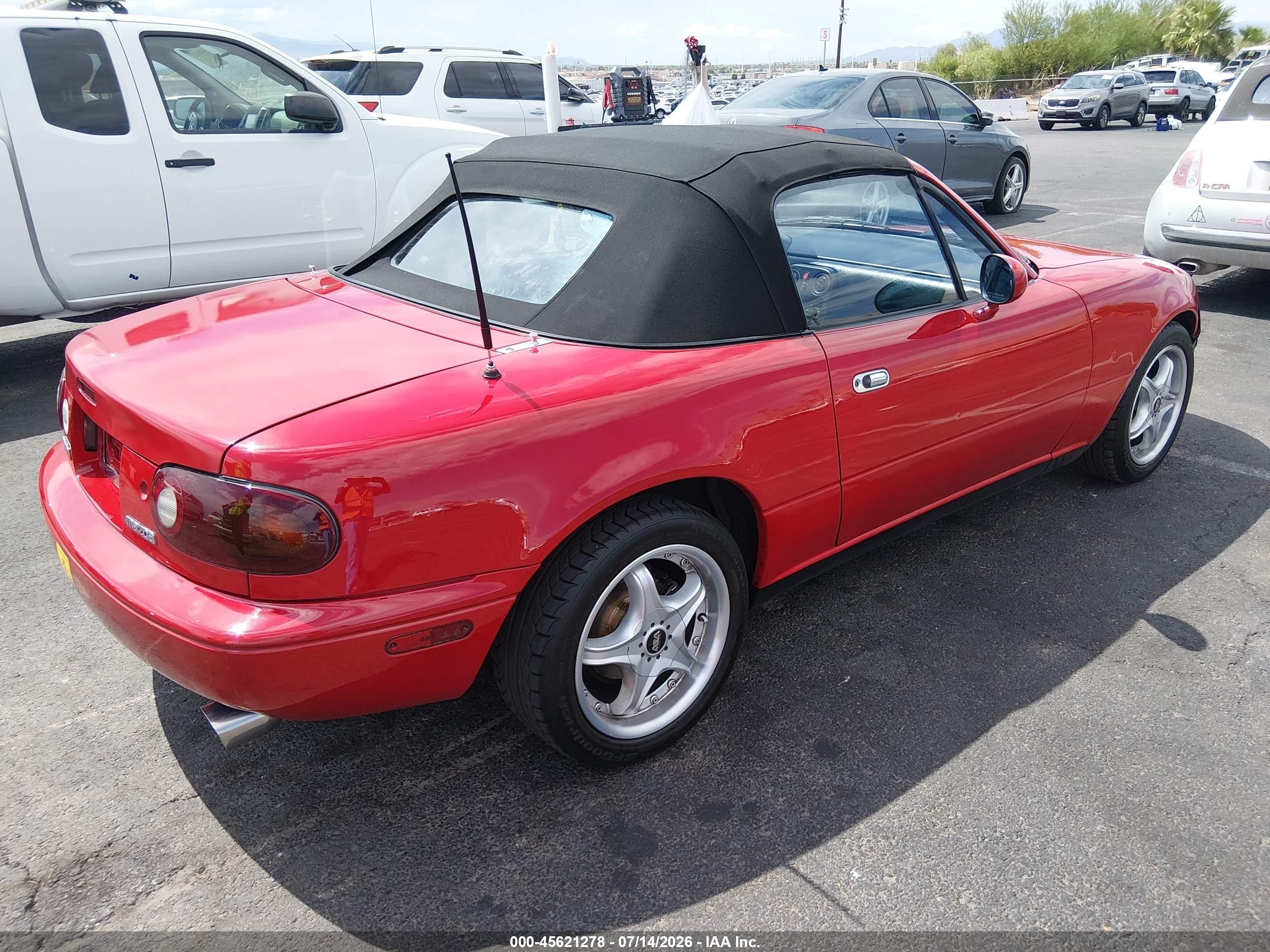 1990 Mazda Mx-5 Miata   Red vin: JM1NA3517L0101871