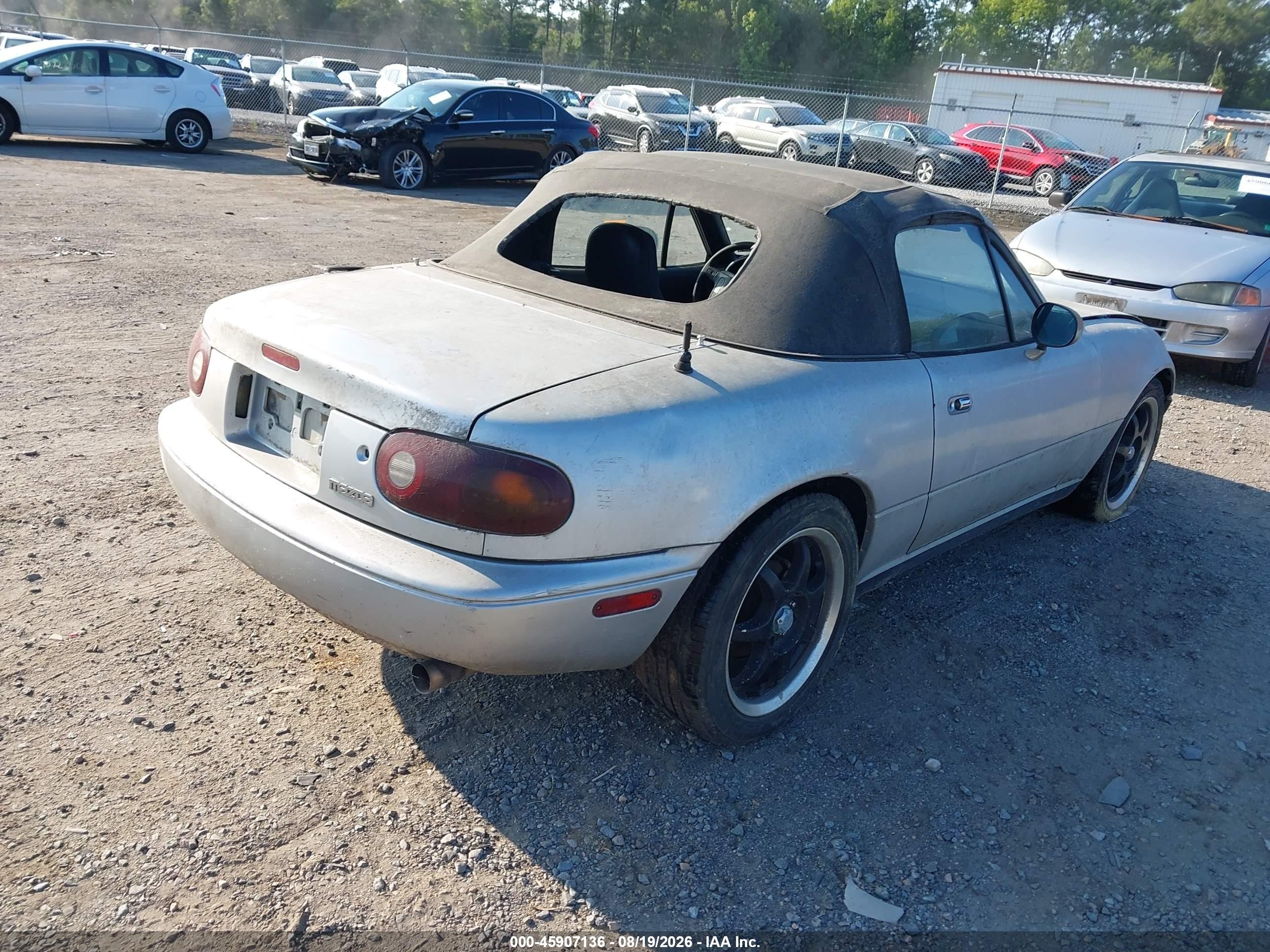 1991 Mazda Mx-5 Miata   Silver vin: JM1NA351XM0205272