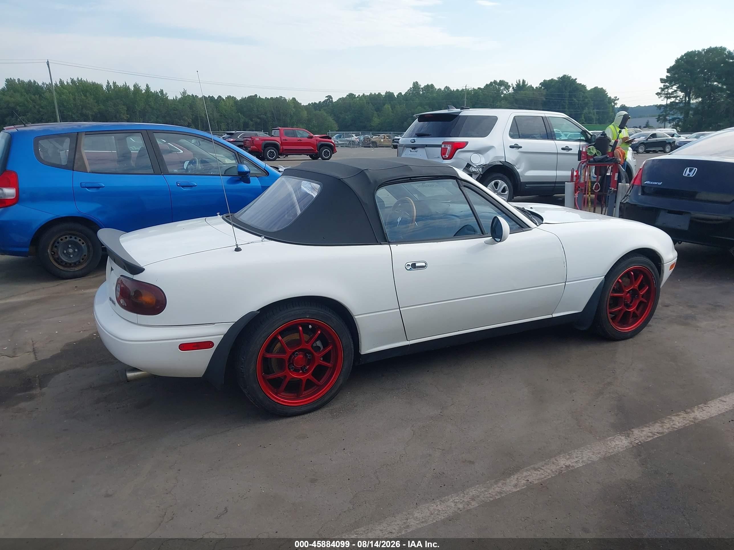 1994 Mazda Mx-5 Miata   White vin: JM1NA3532R0514355