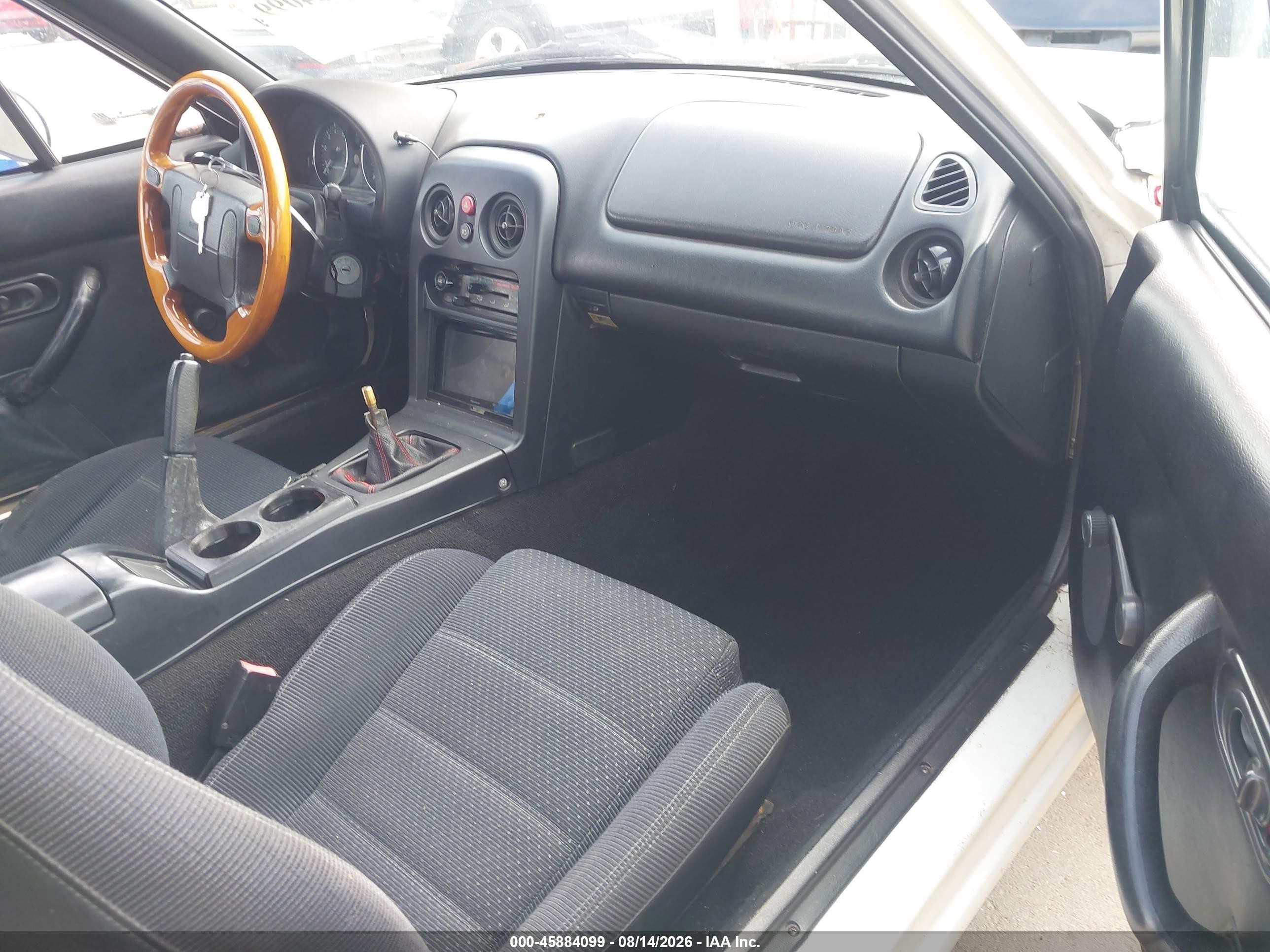 1994 Mazda Mx-5 Miata   White vin: JM1NA3532R0514355