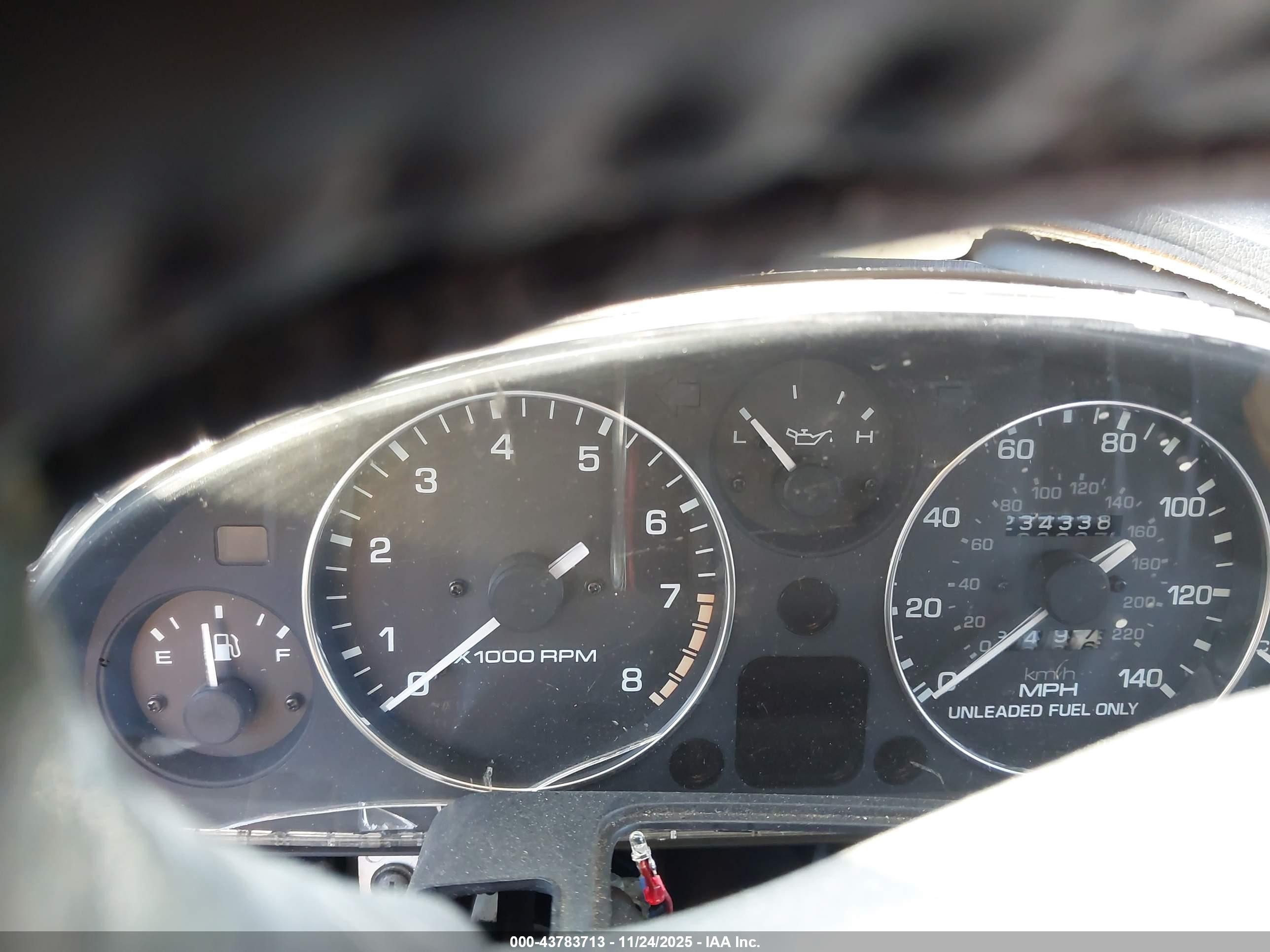 1995 Mazda Mx-5 Miata   White vin: JM1NA3533S0605057
