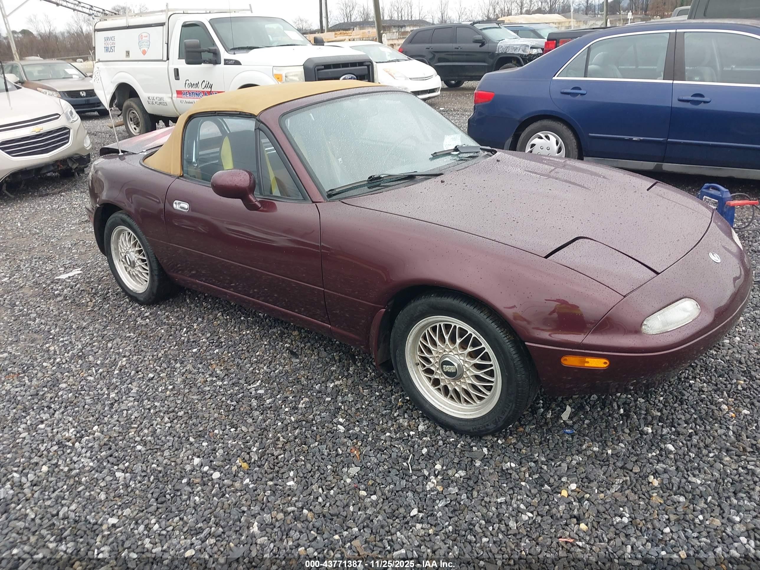 1995 Mazda Mx-5 Miata   Maroon vin: JM1NA3533S0607133