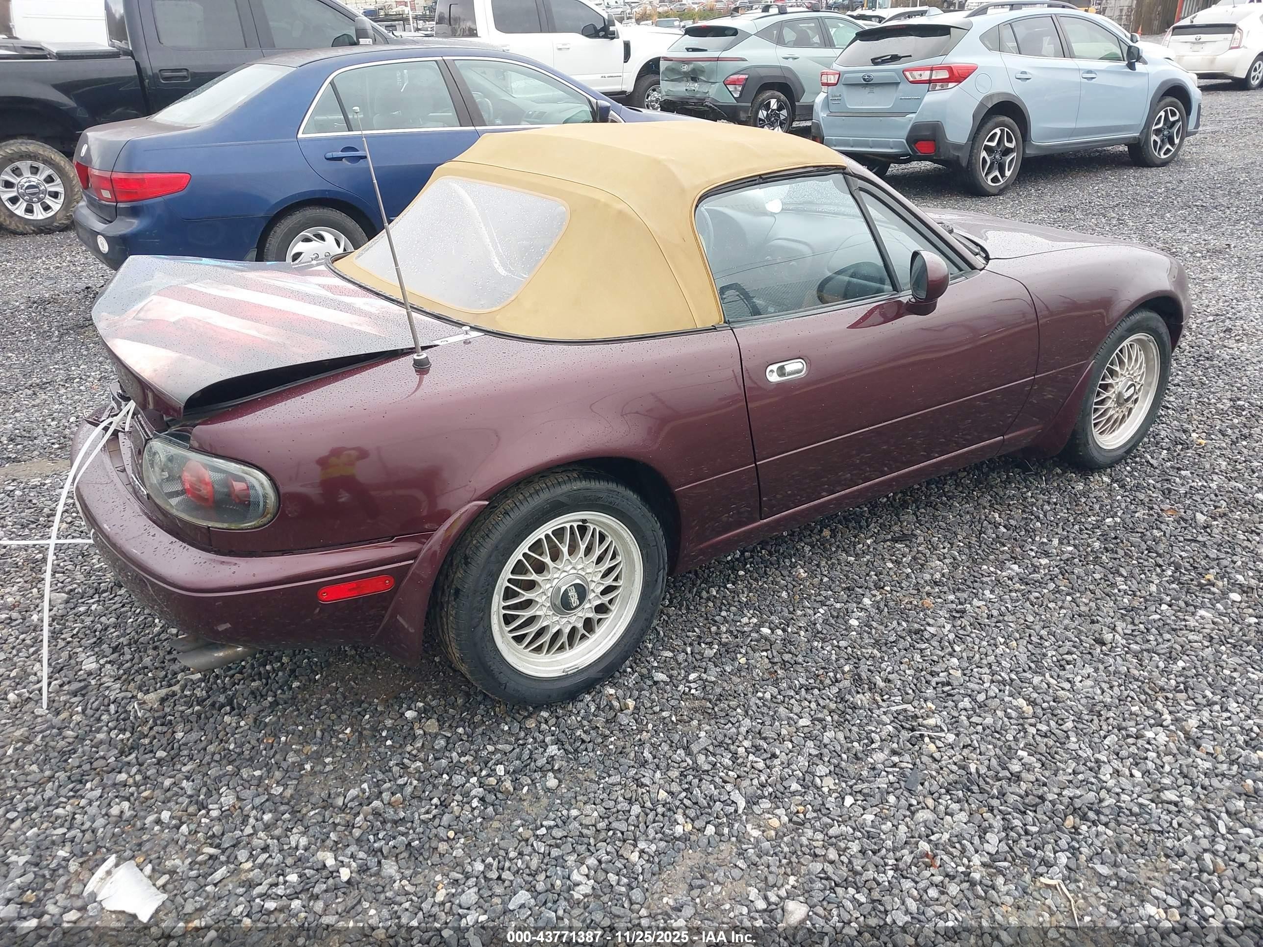 1995 Mazda Mx-5 Miata   Темно-бордовый vin: JM1NA3533S0607133