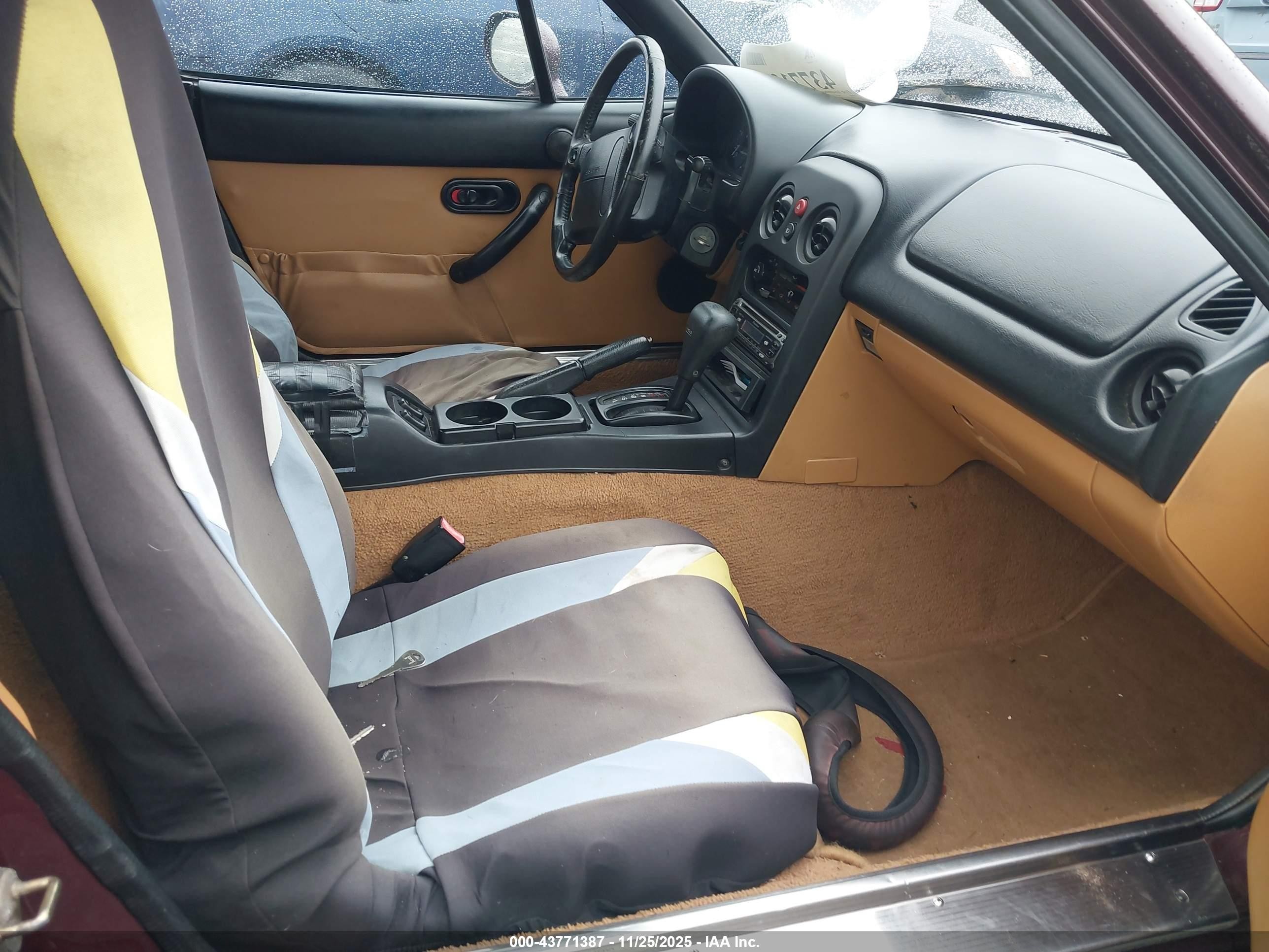 1995 Mazda Mx-5 Miata   Темно-бордовый vin: JM1NA3533S0607133