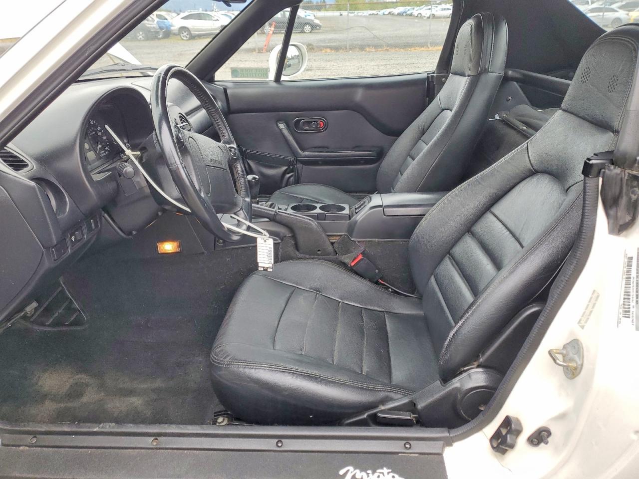 1997 Mazda Mx-5 Miata White vin: JM1NA3533V0724442