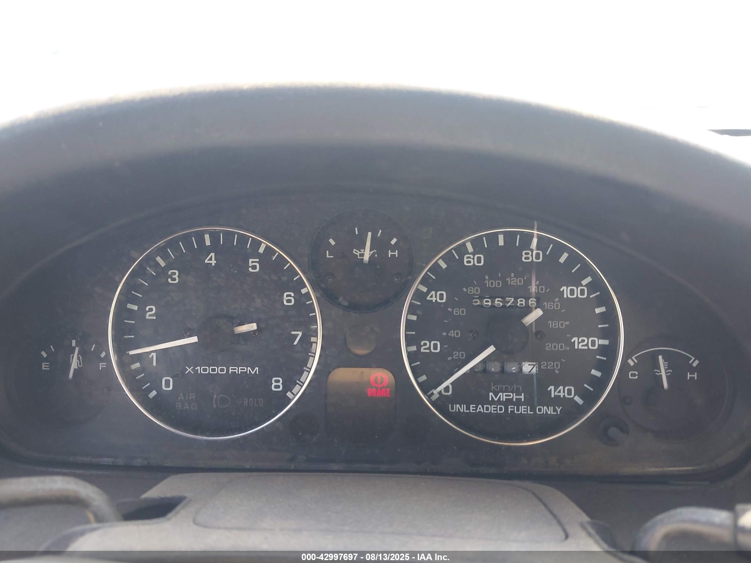 1995 Mazda Mx-5 Miata   White vin: JM1NA3534S0601258