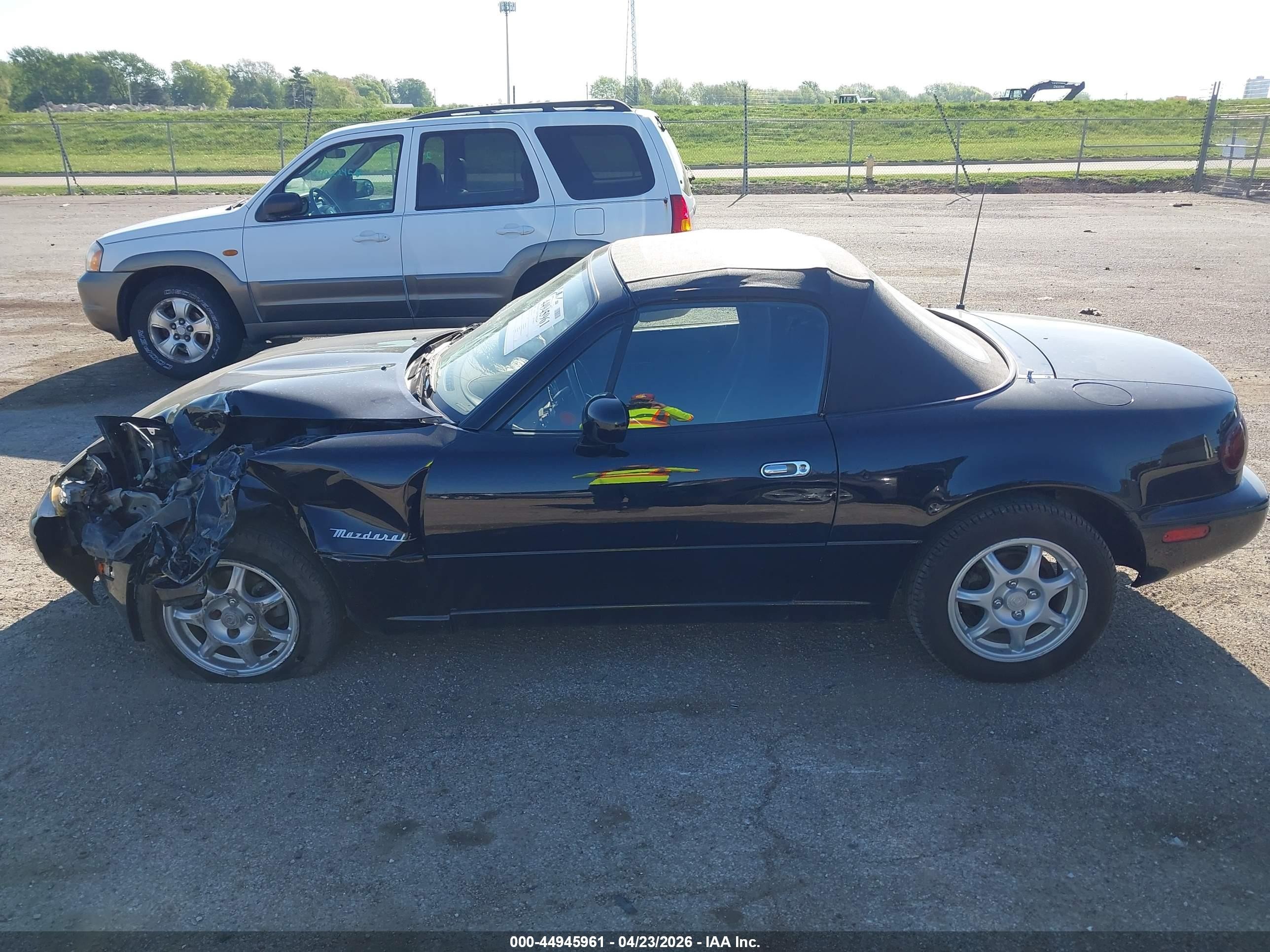 1996 Mazda Mx-5 Miata   Black vin: JM1NA3535T0715982