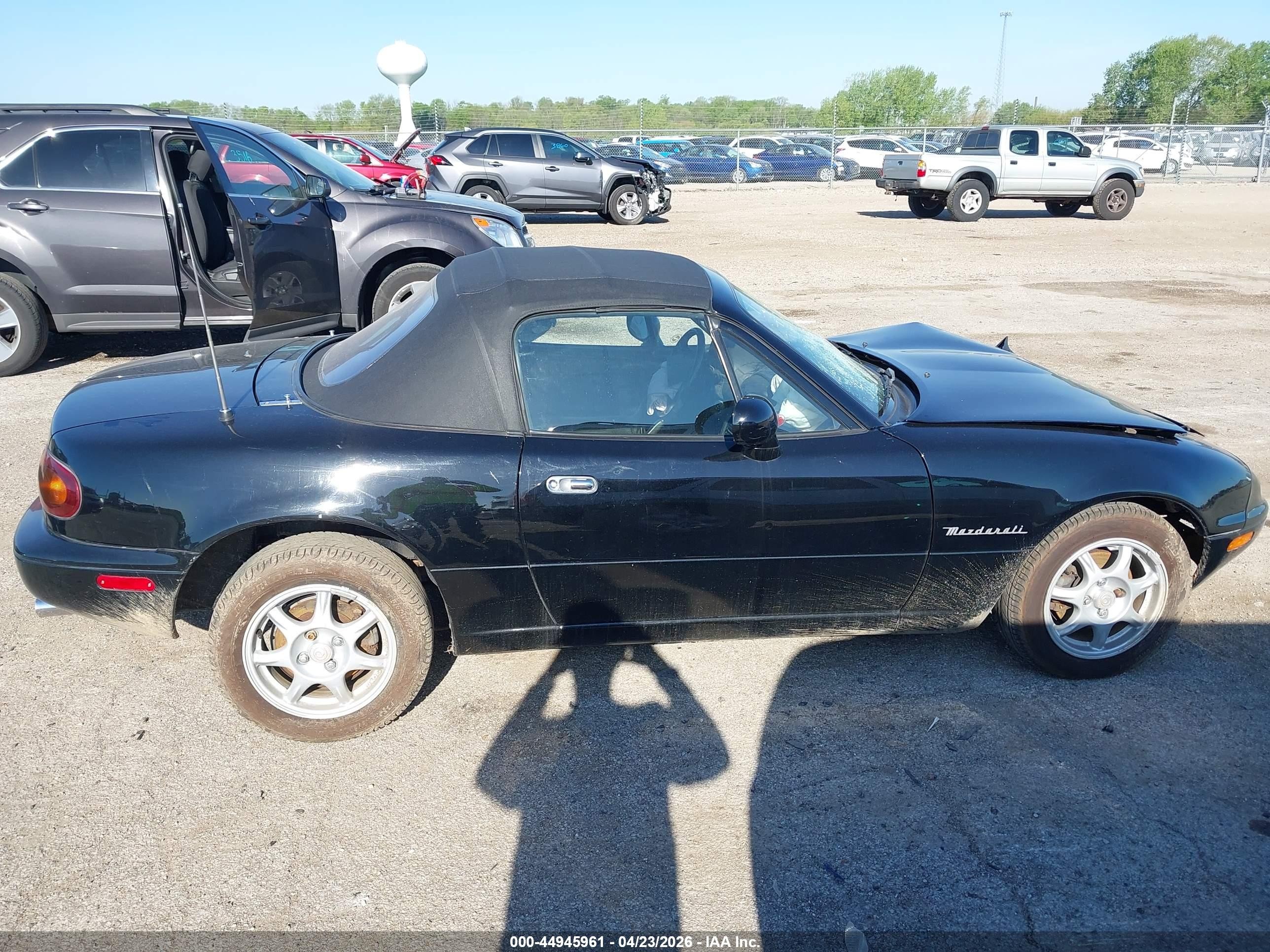 1996 Mazda Mx-5 Miata   Black vin: JM1NA3535T0715982