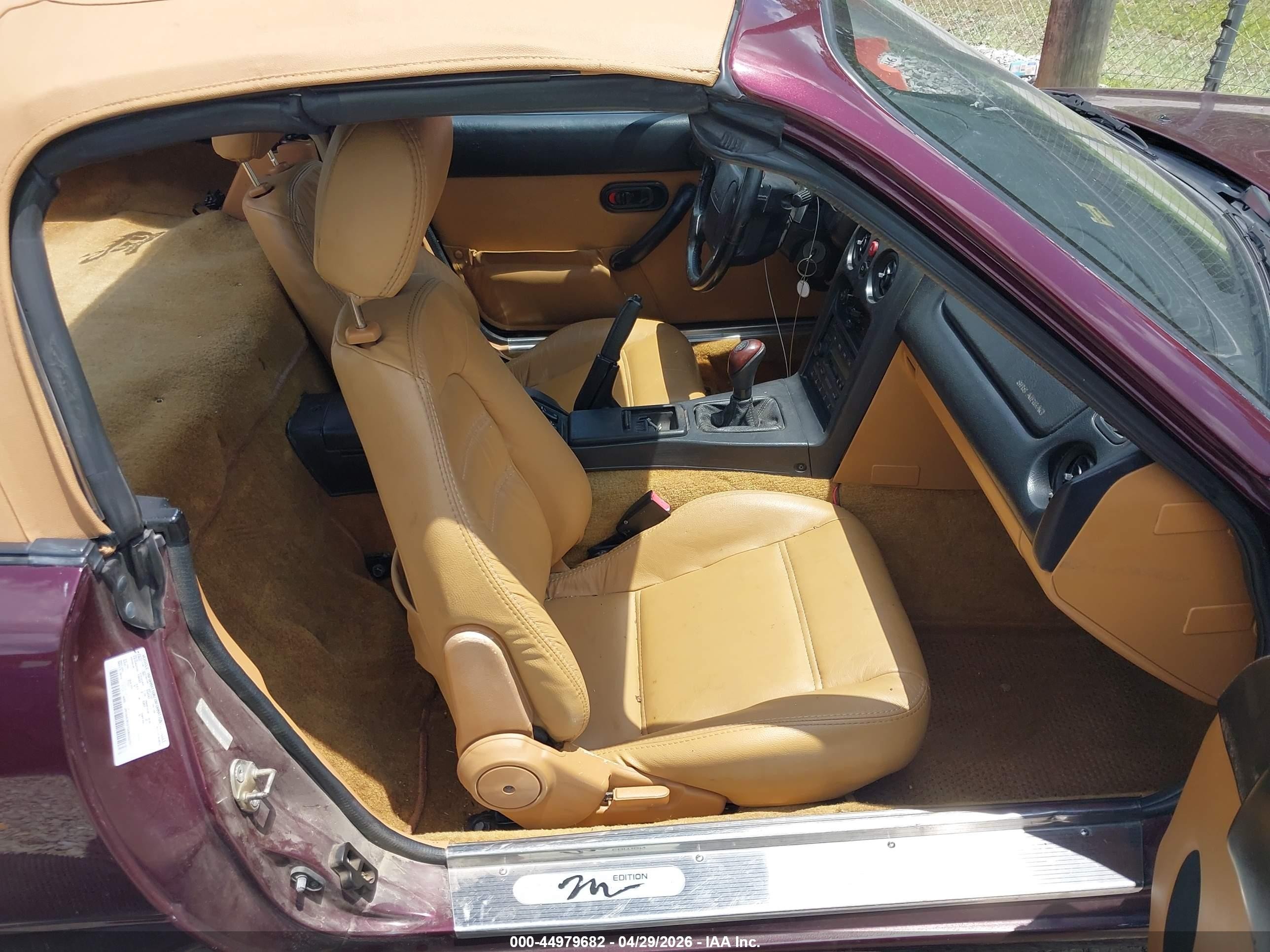 1995 Mazda Mx-5 Miata   Beige vin: JM1NA3537S0609290