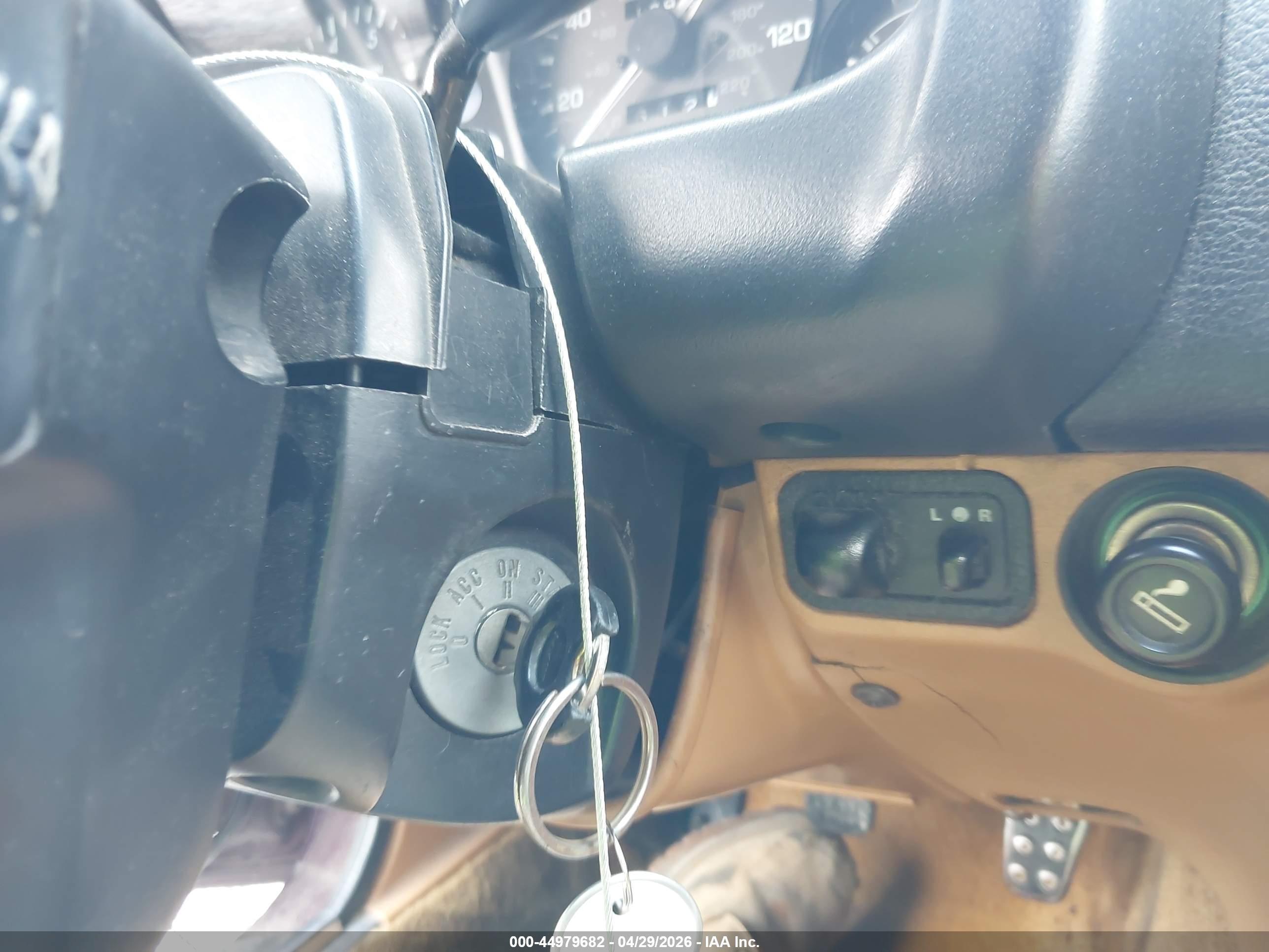 1995 Mazda Mx-5 Miata   Beige vin: JM1NA3537S0609290