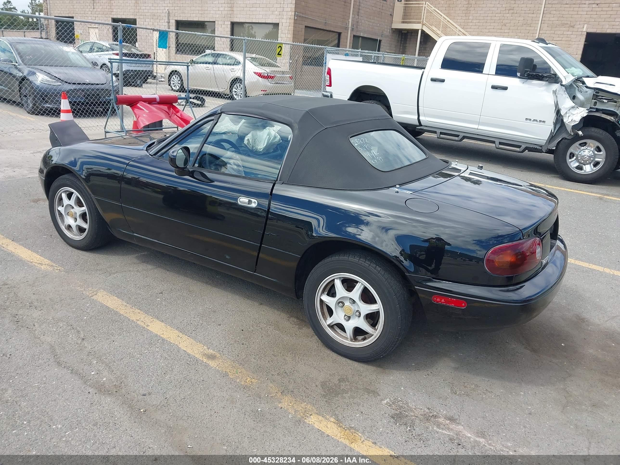 1996 Mazda Mx-5 Miata   Черный vin: JM1NA3538T0716740