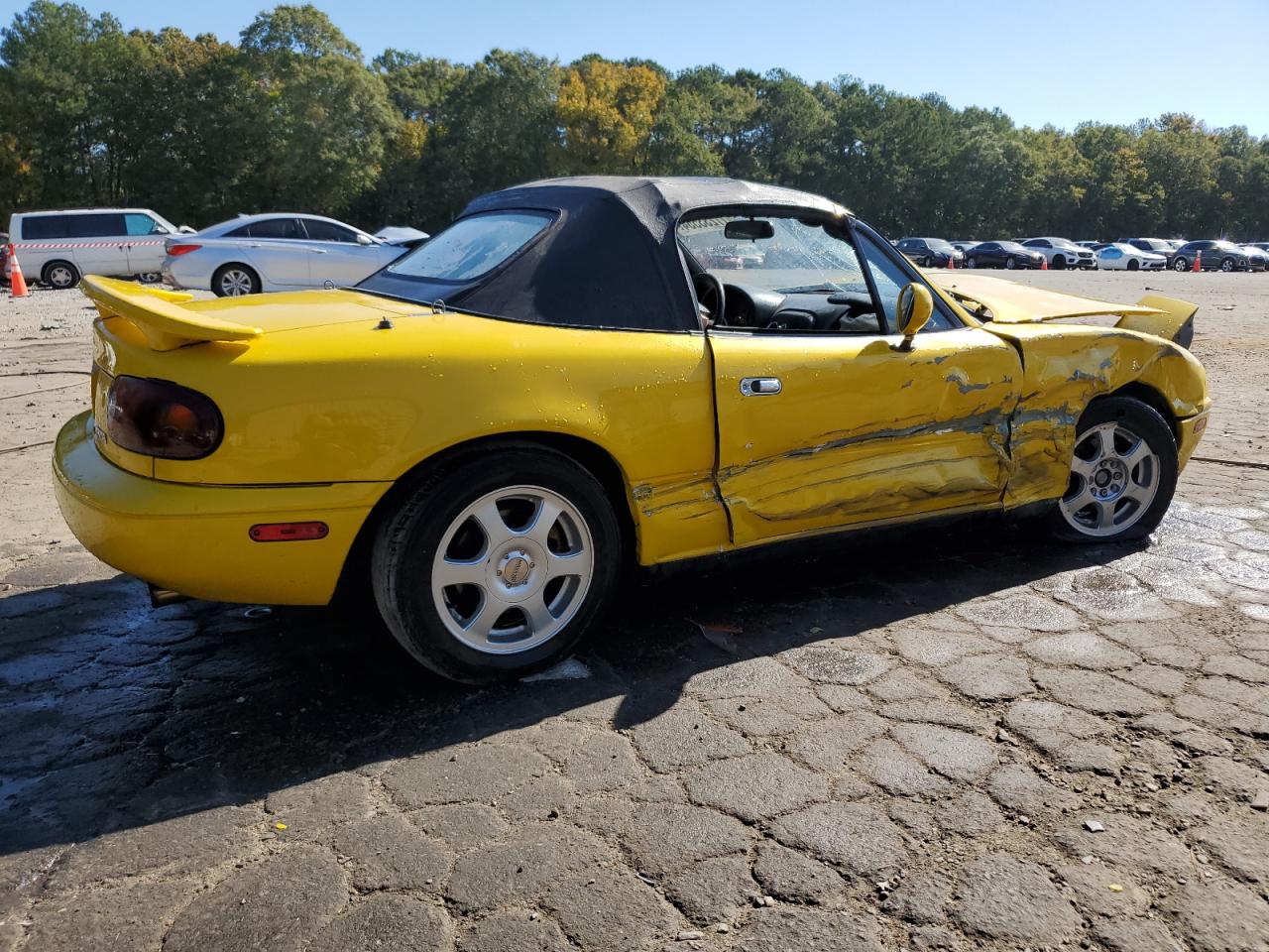 Price & History 1995 Mazda Mx-5 Miata 1.8l 4 vin