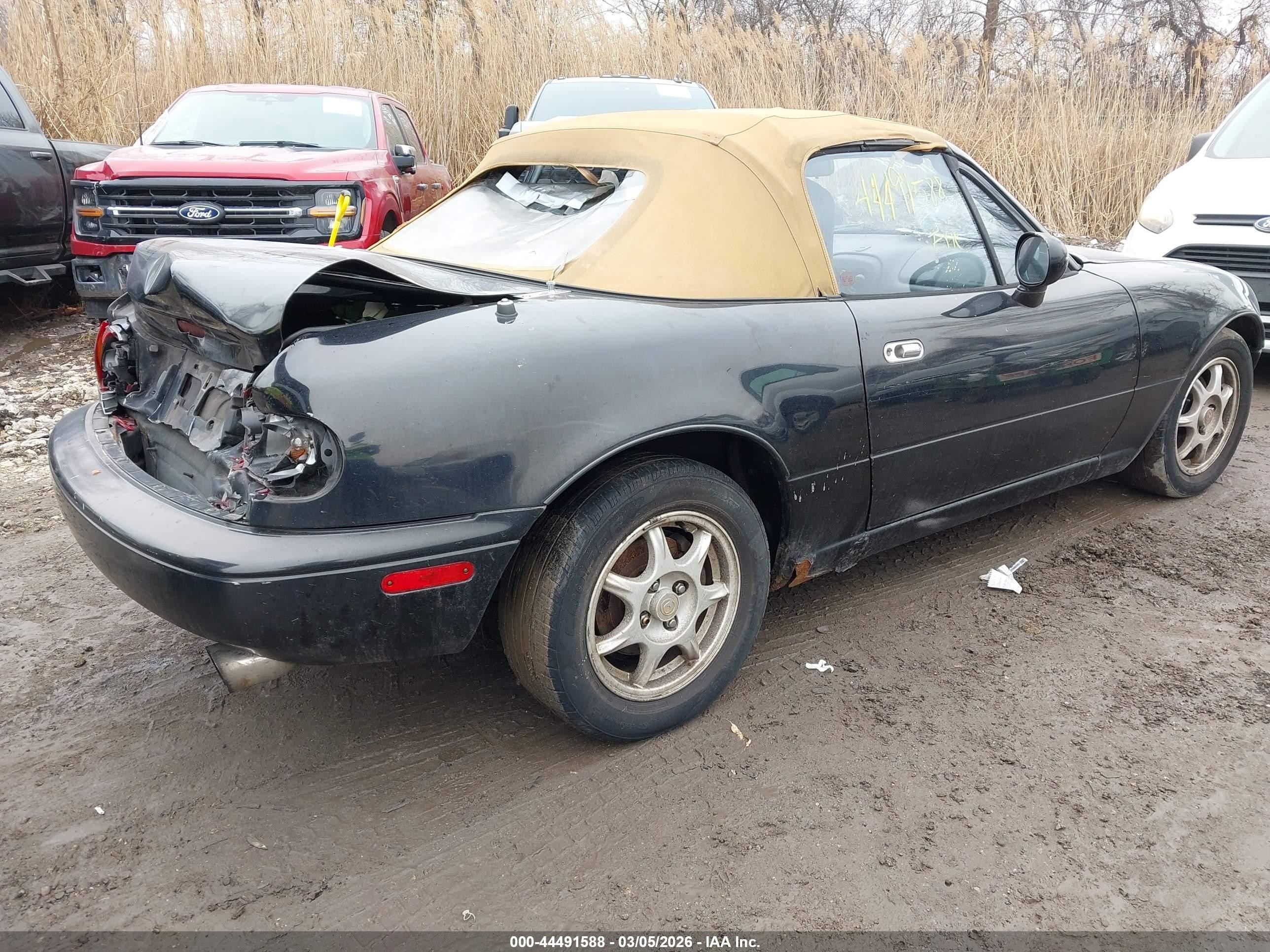 1995 Mazda Mx-5 Miata   Black vin: JM1NA353XS0616931