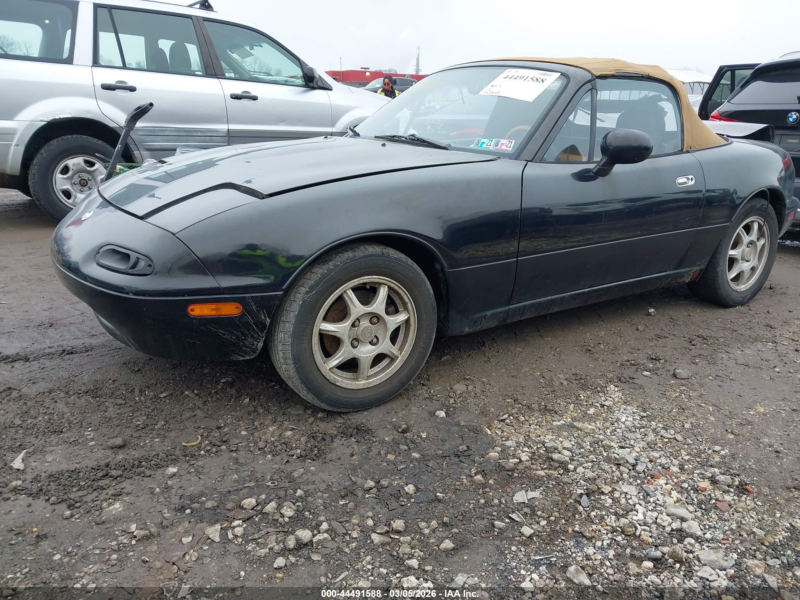 1995 Mazda Mx-5 Miata   Black vin: JM1NA353XS0616931