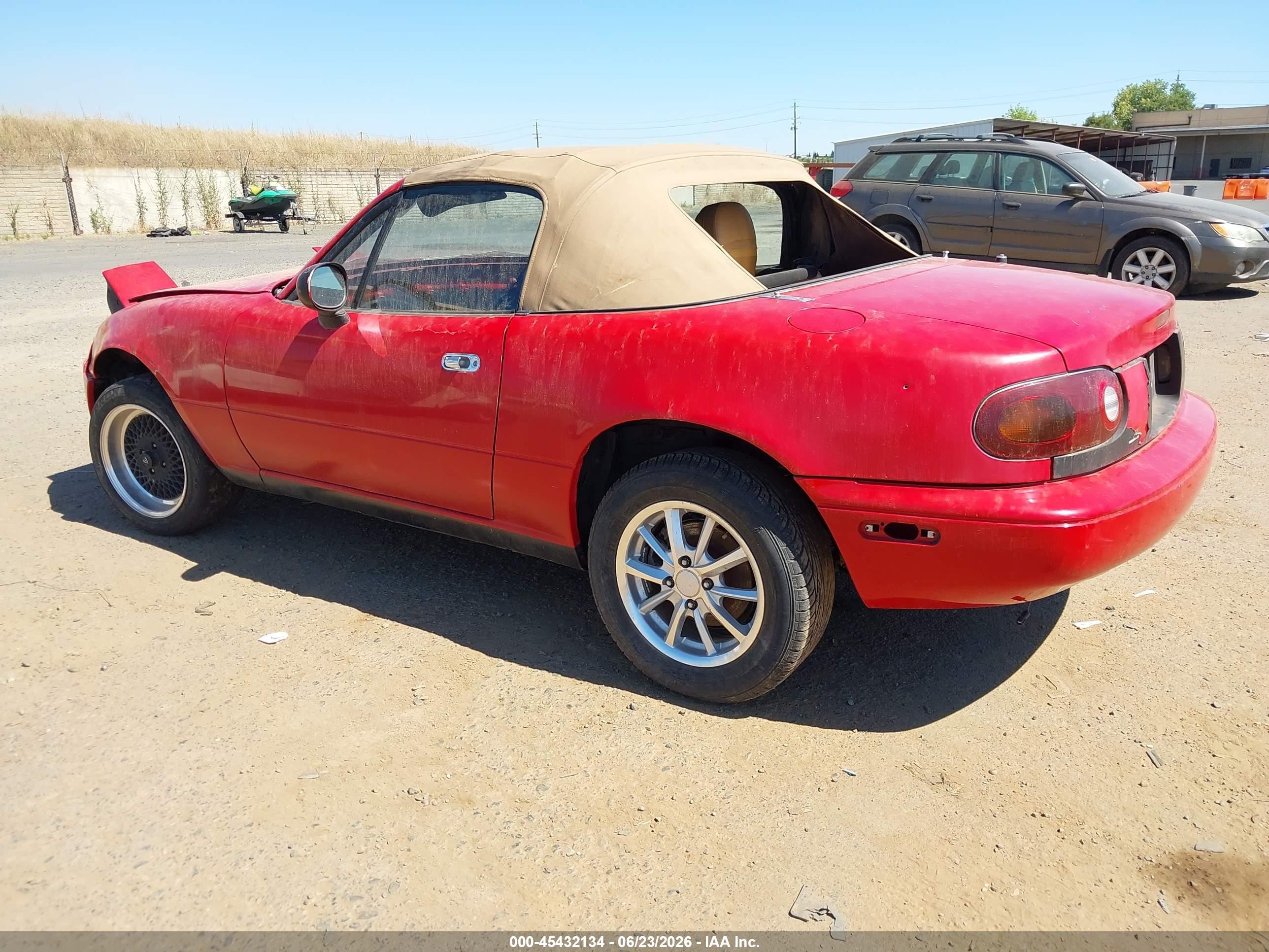 1996 Mazda Mx-5 Miata   Red vin: JM1NA353XT0716691
