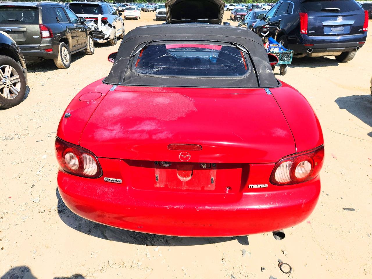 2003 Mazda Mx-5 Miata Base Red vin: JM1NB353030304423