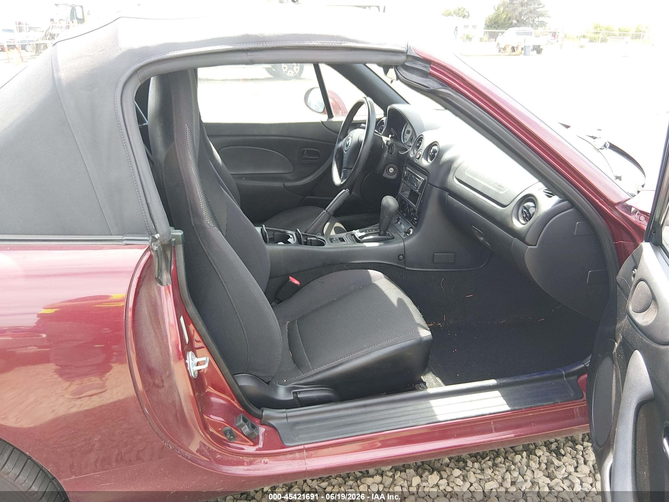 2003 Mazda Mx-5 Miata Cloth/ls/se/shinsen Red vin: JM1NB353030310772