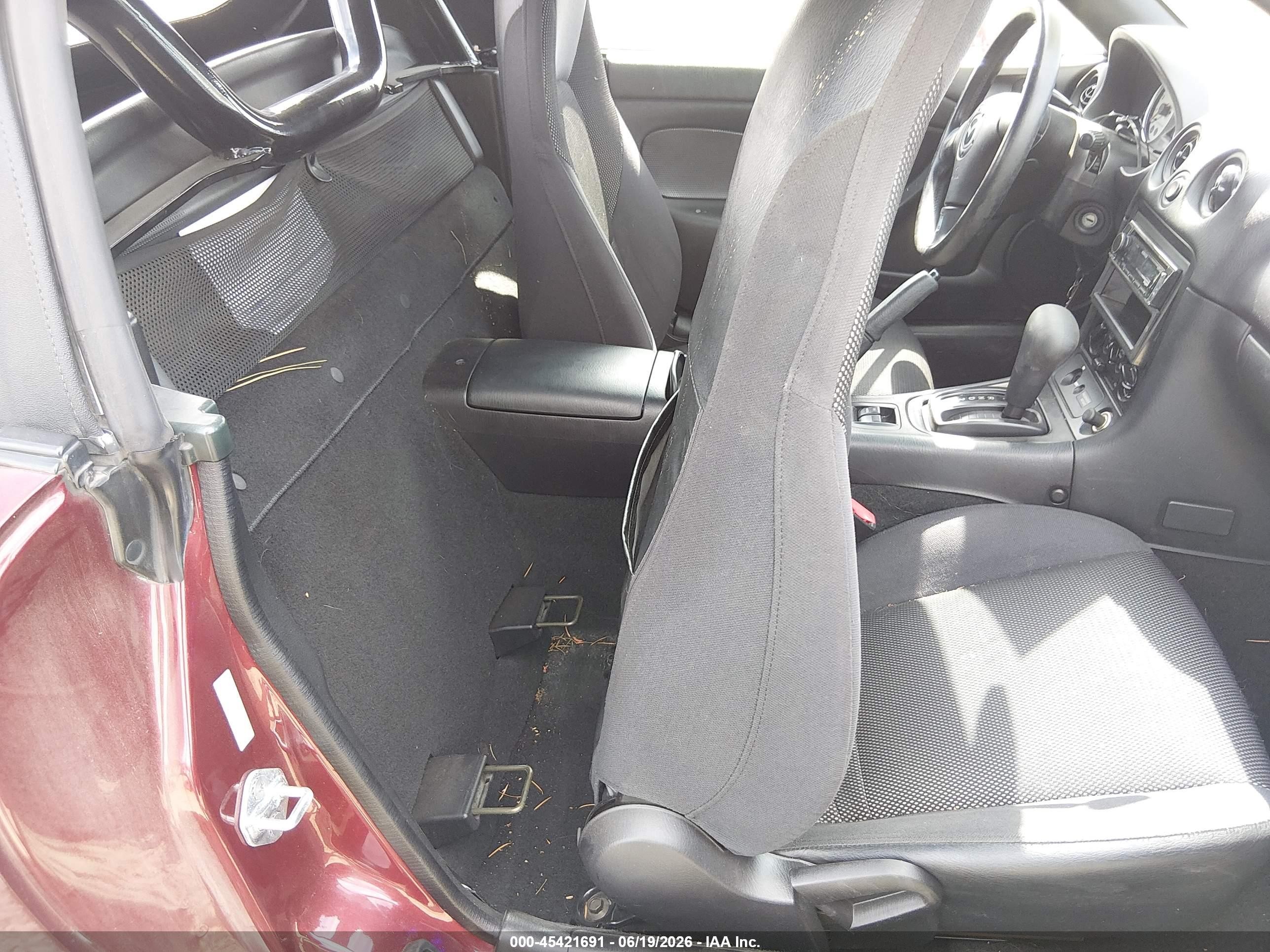 2003 Mazda Mx-5 Miata Cloth/ls/se/shinsen Red vin: JM1NB353030310772