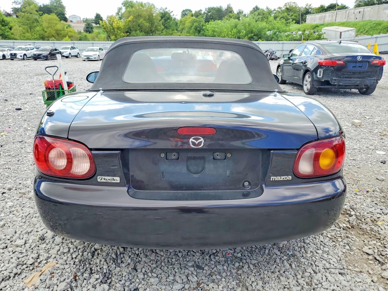 2004 Mazda Mx-5 Miata Base Purple vin: JM1NB353040401039