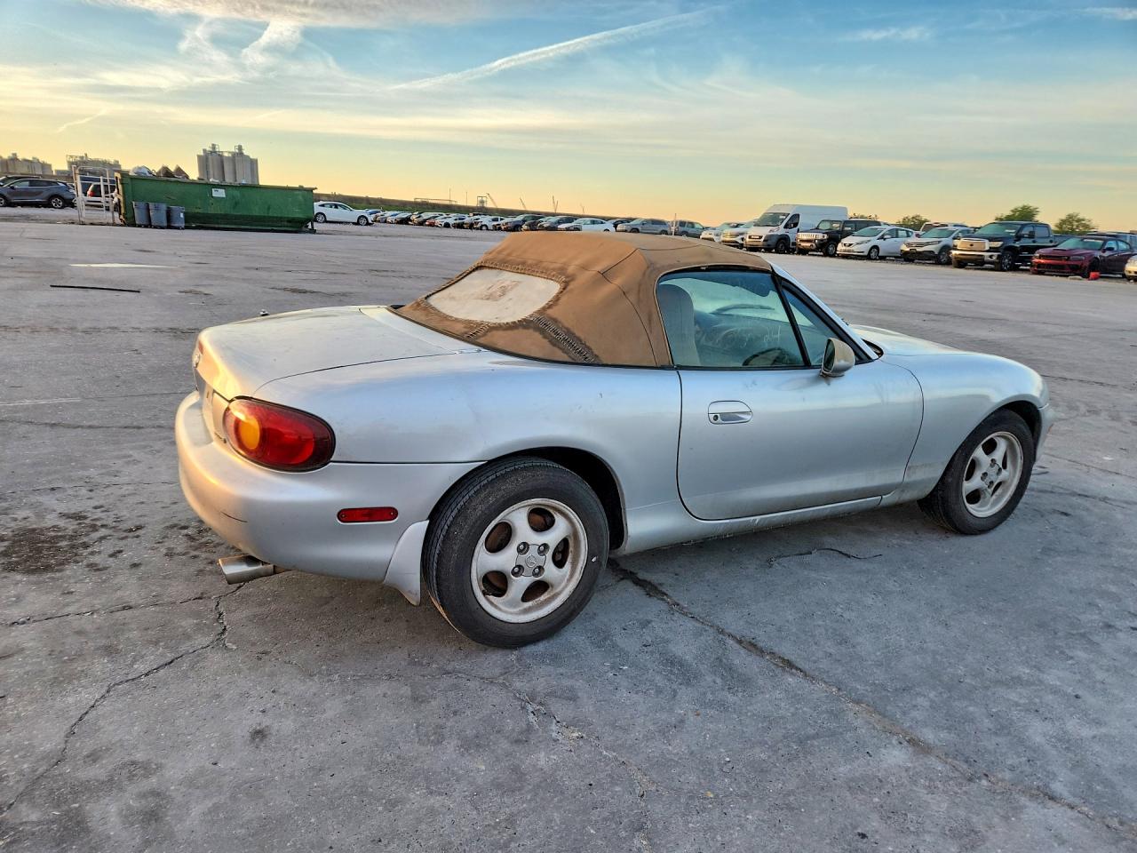 1999 Mazda Mx-5 Miata Silver vin: JM1NB3530X0118676