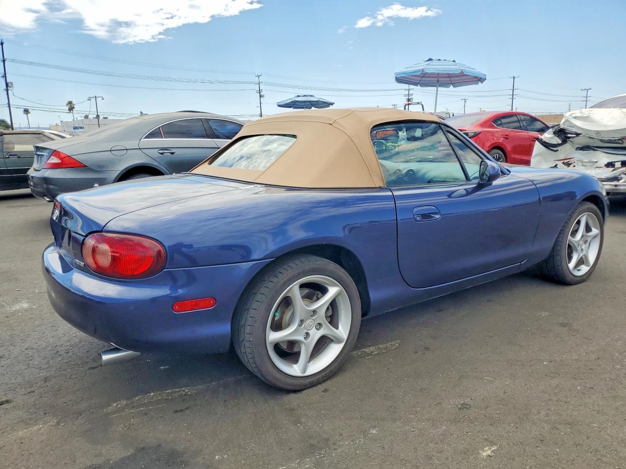 2002 Mazda Mx-5 Miata Base Blue vin: JM1NB353120232064