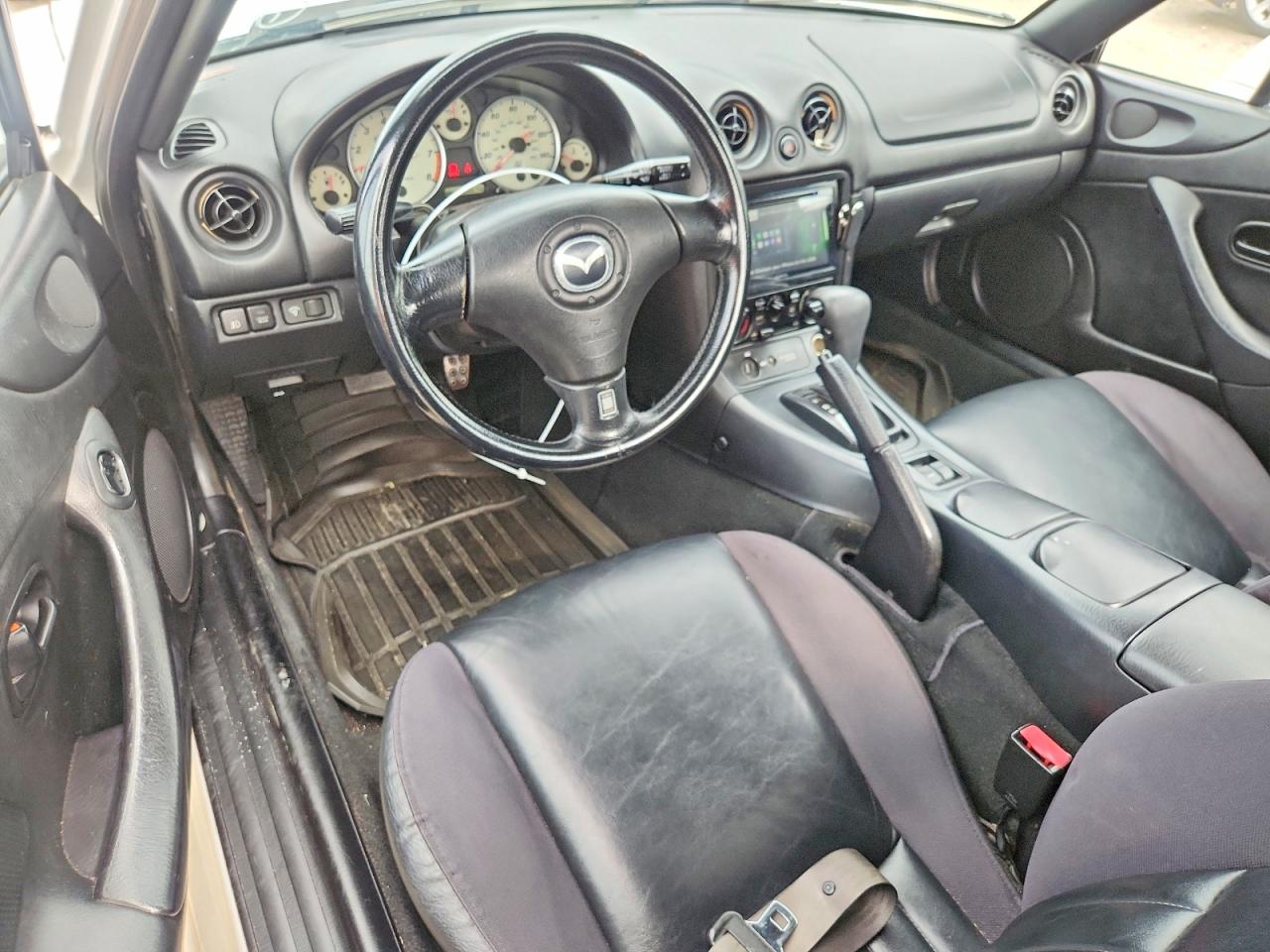 2003 Mazda Mx-5 Miata Base White vin: JM1NB353130312014