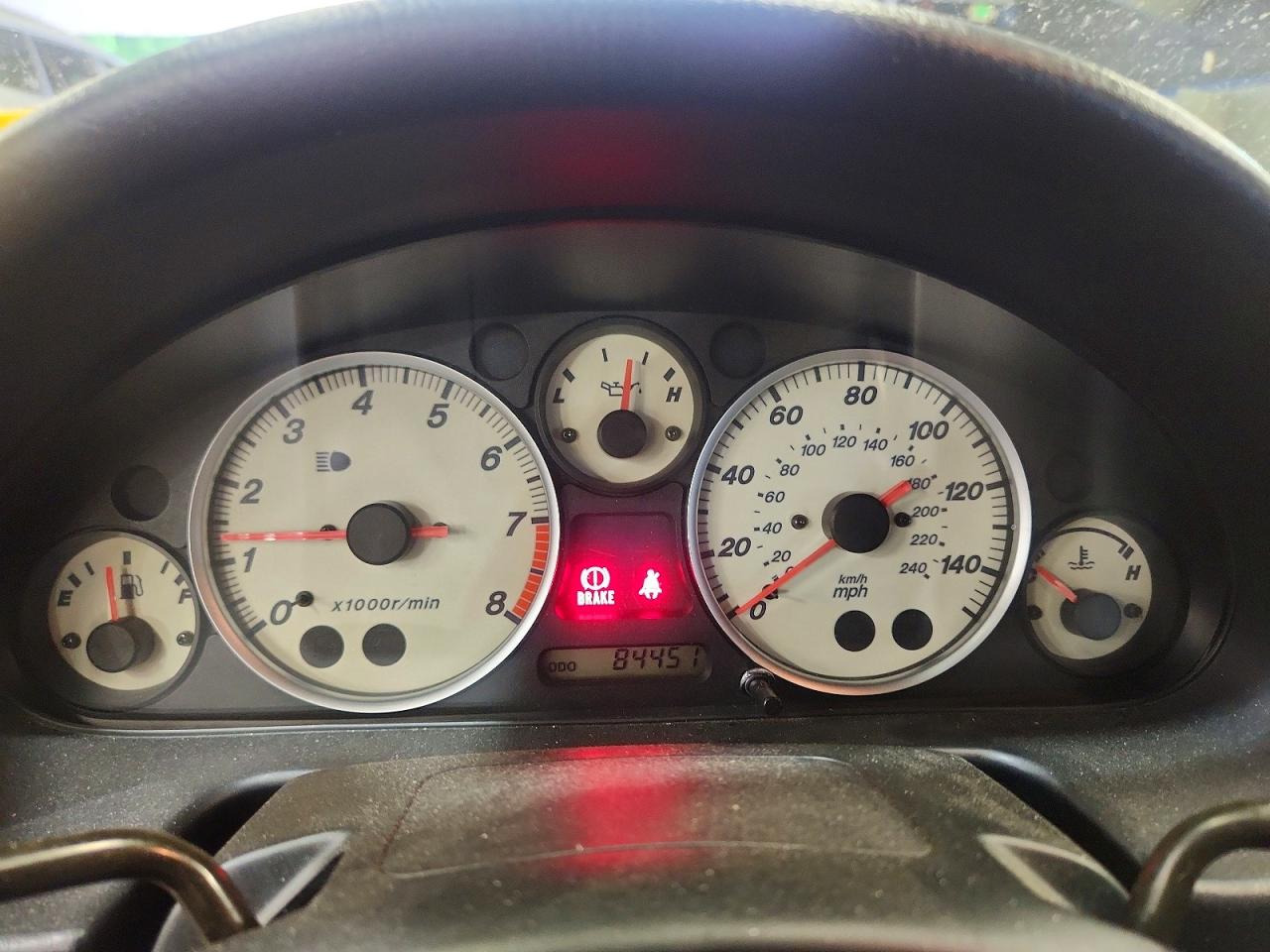 2004 Mazda Mx-5 Miata Base Red vin: JM1NB353140407514