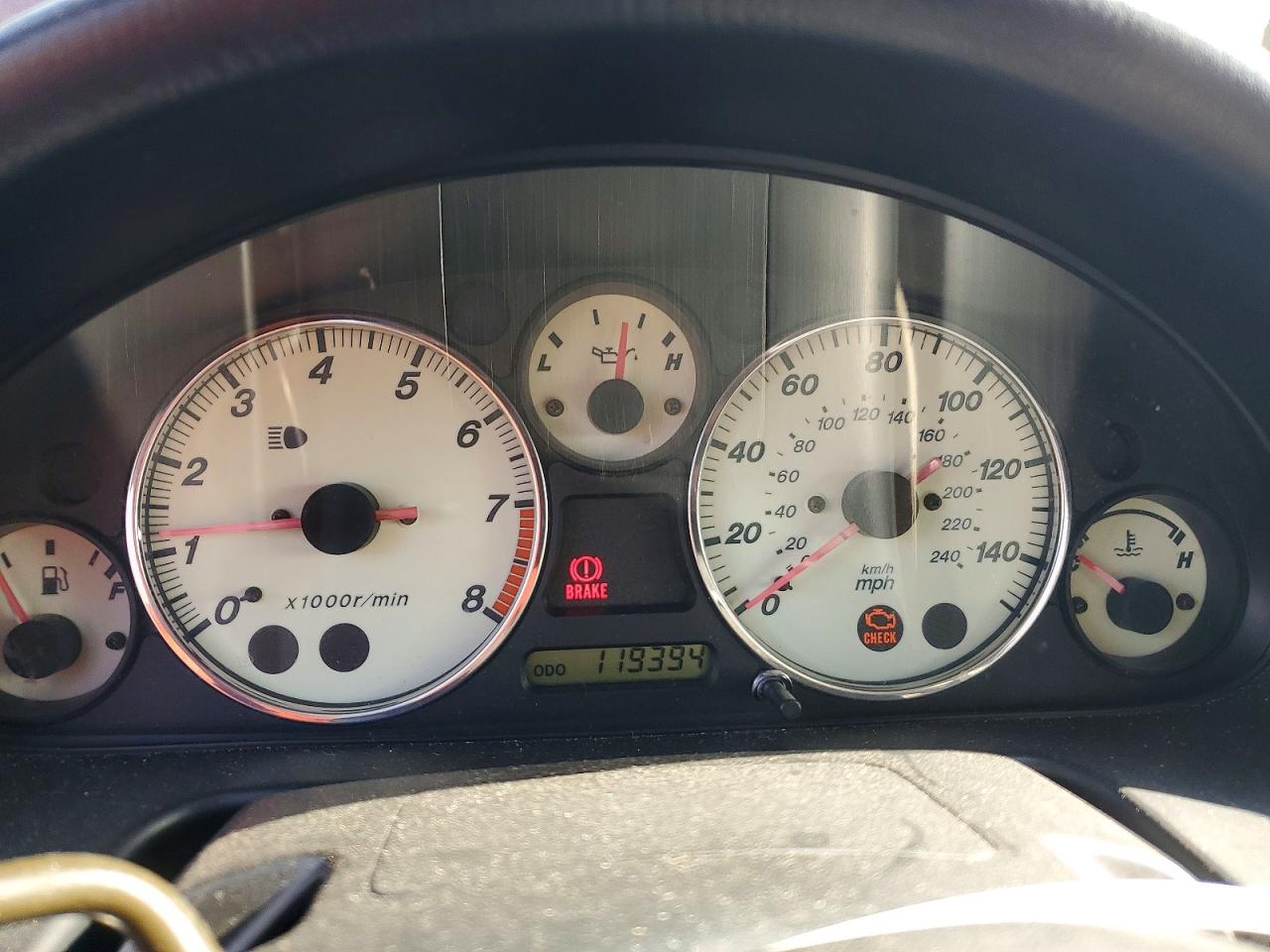 2000 Mazda Mx-5 Miata Base Burgundy vin: JM1NB3531Y0148402