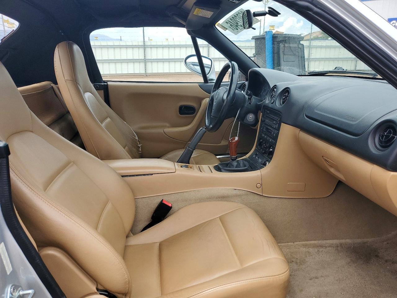 2000 Mazda Mx-5 Miata Base Silver vin: JM1NB3531Y0155446