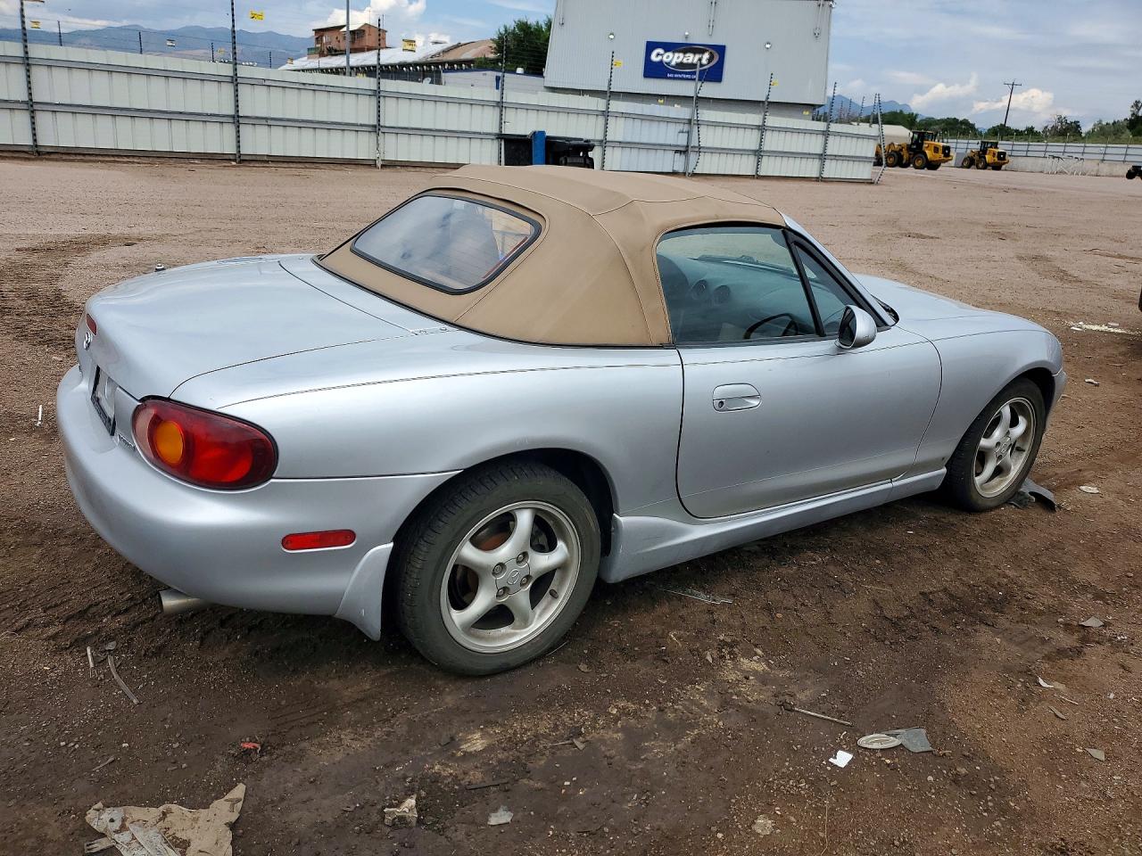 2000 Mazda Mx-5 Miata Base Silver vin: JM1NB3531Y0155446