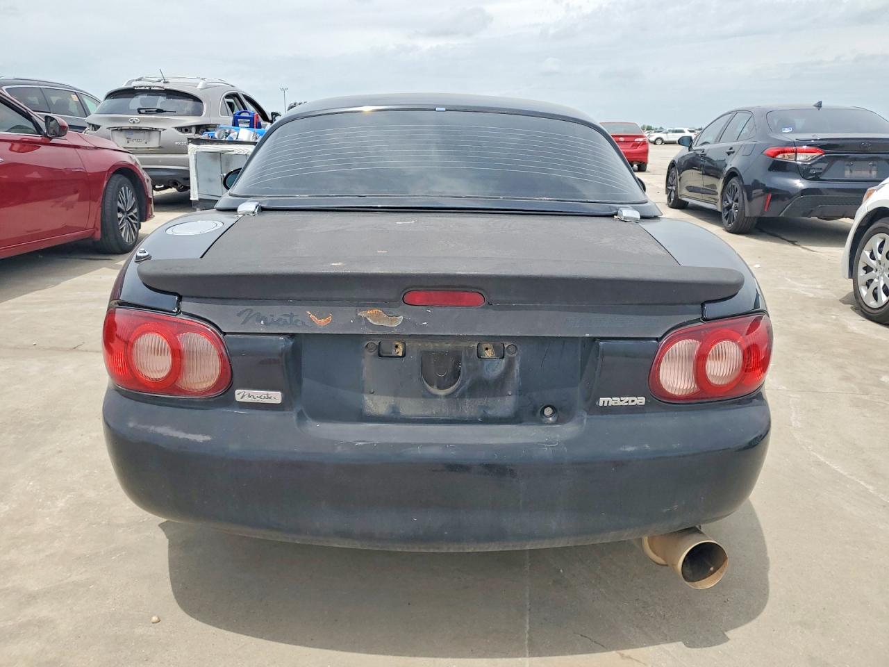 2002 Mazda Mx-5 Miata Base Черный vin: JM1NB353220226435