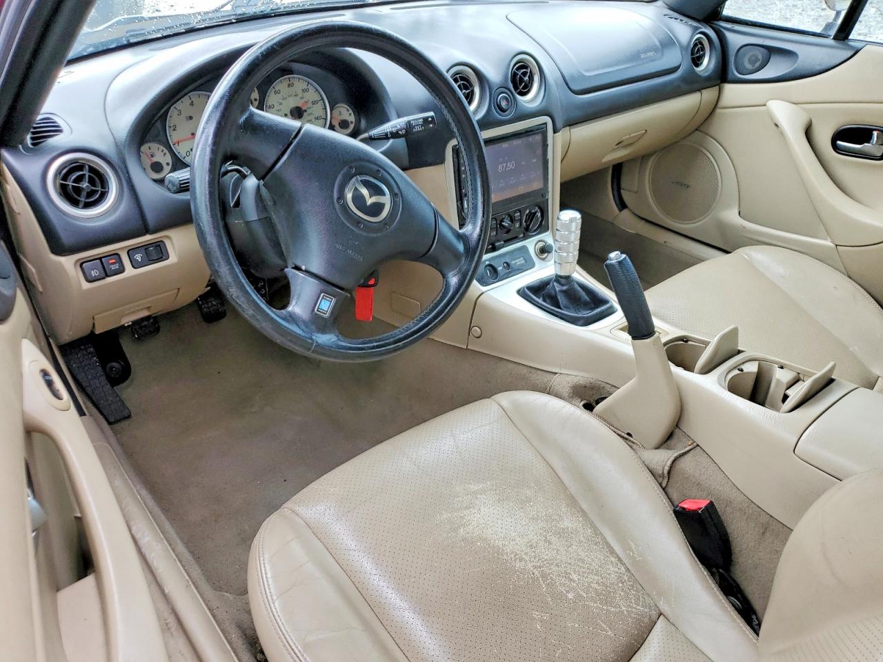 2003 Mazda Mx-5 Miata Base Red vin: JM1NB353230313561